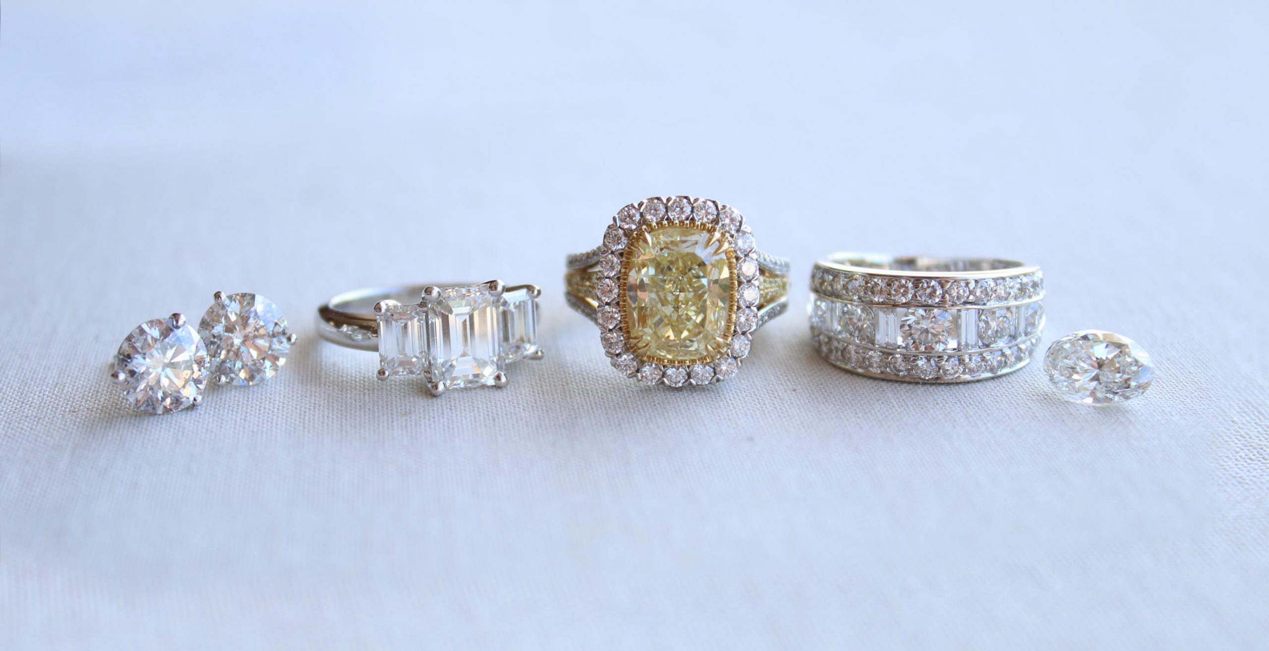 Pantone Color of the Year 2021