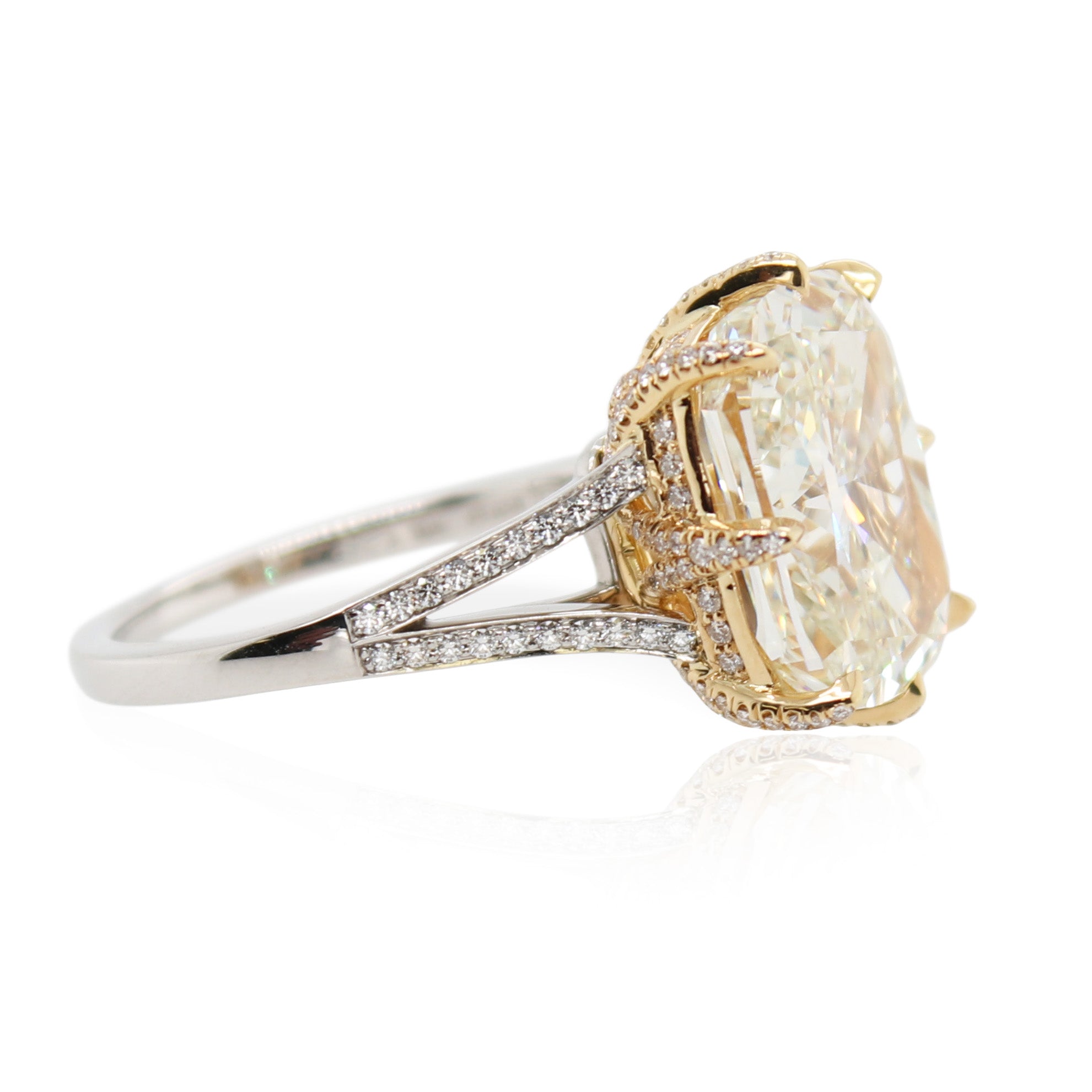 Diamonds of Wonder 8.54ct Cushion Cut Split Shank Ring
