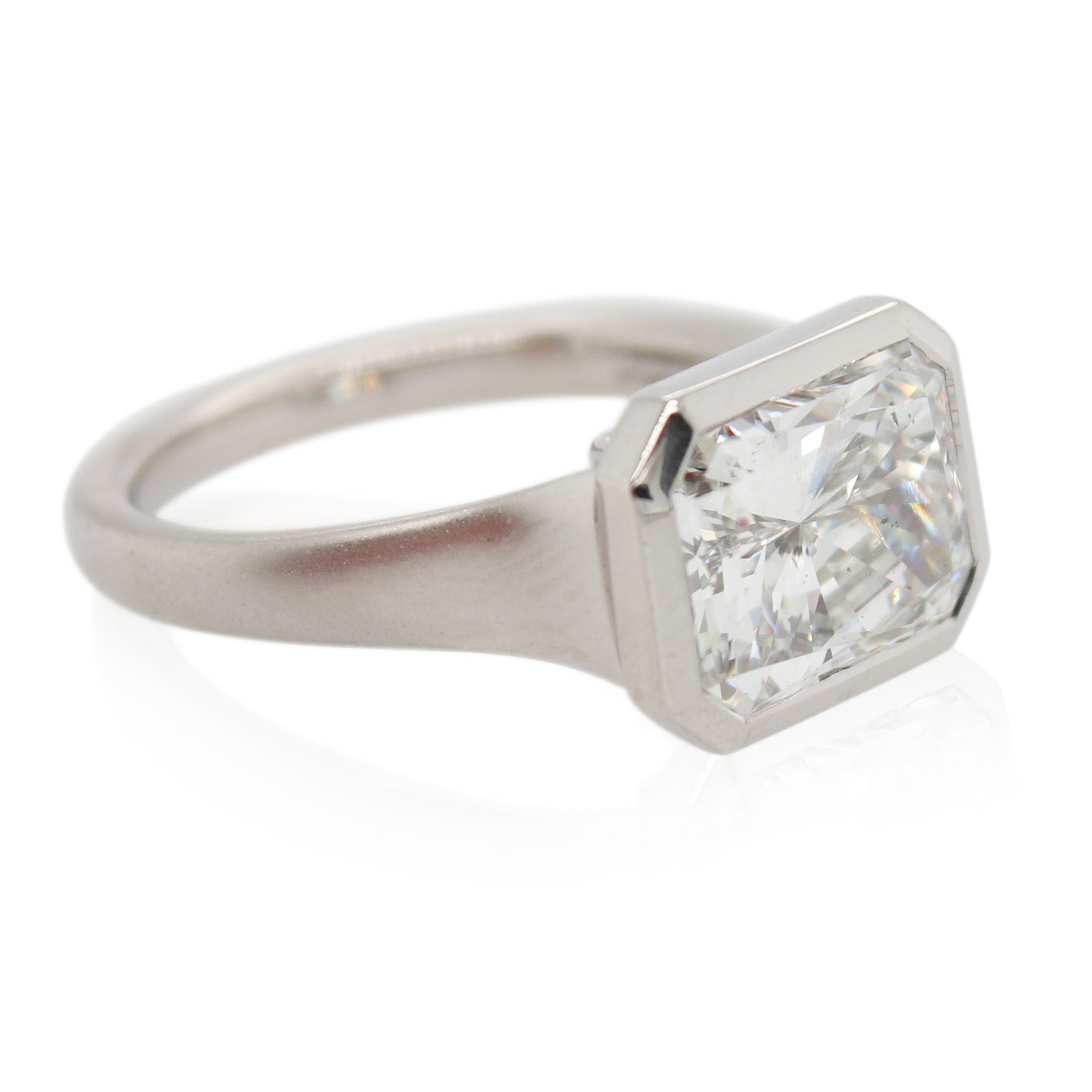 4.00ct Radiant Cut Bezel Set Ring