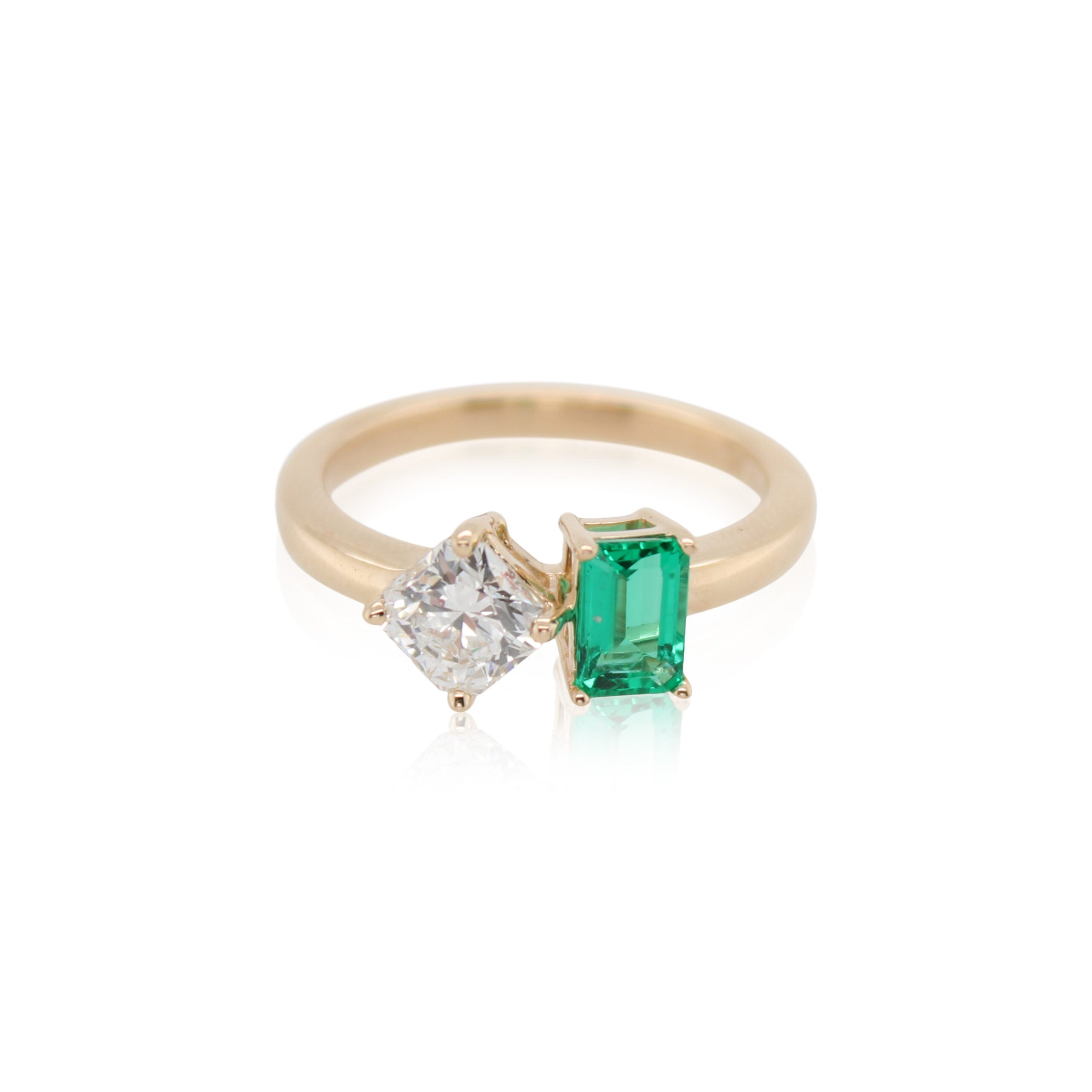 Emerald & Diamond Toi et Moi Ring