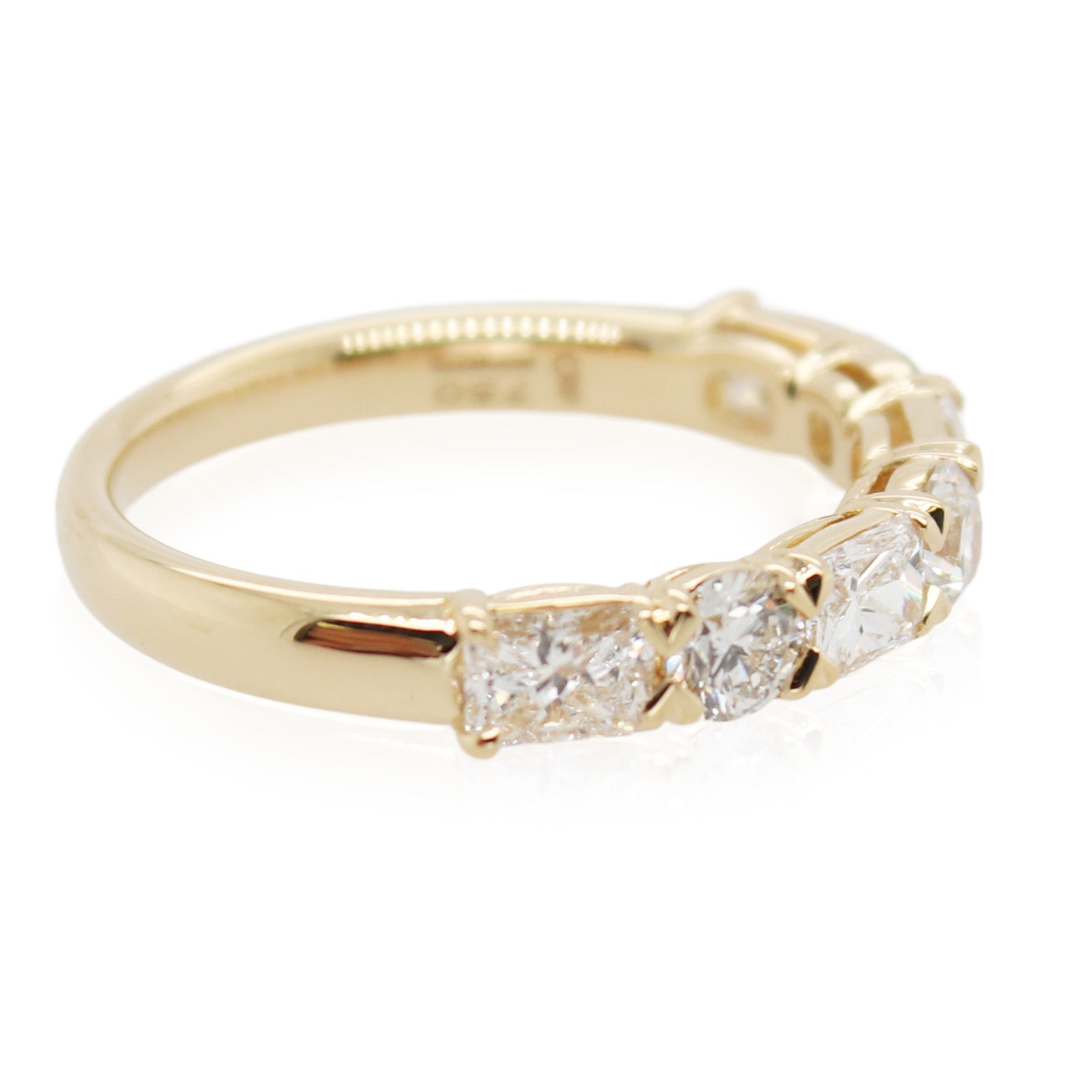 Alternating Radiant and Round Diamond Grand Aire Band