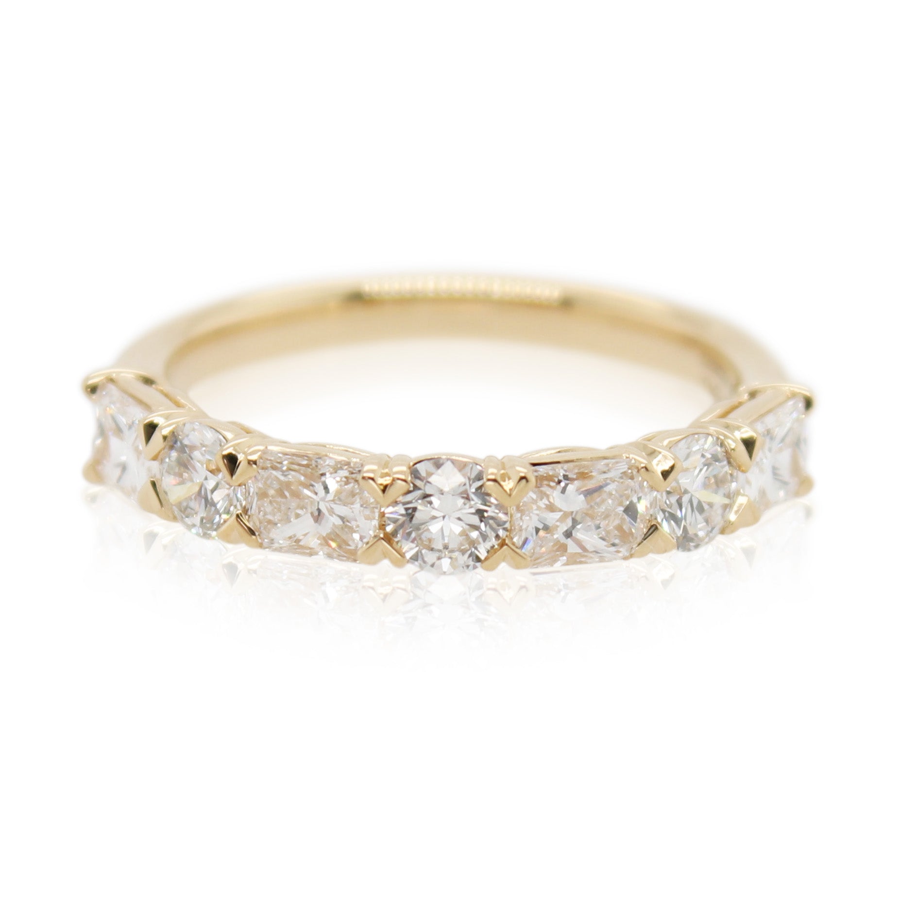 Alternating Radiant and Round Diamond Grand Aire Band