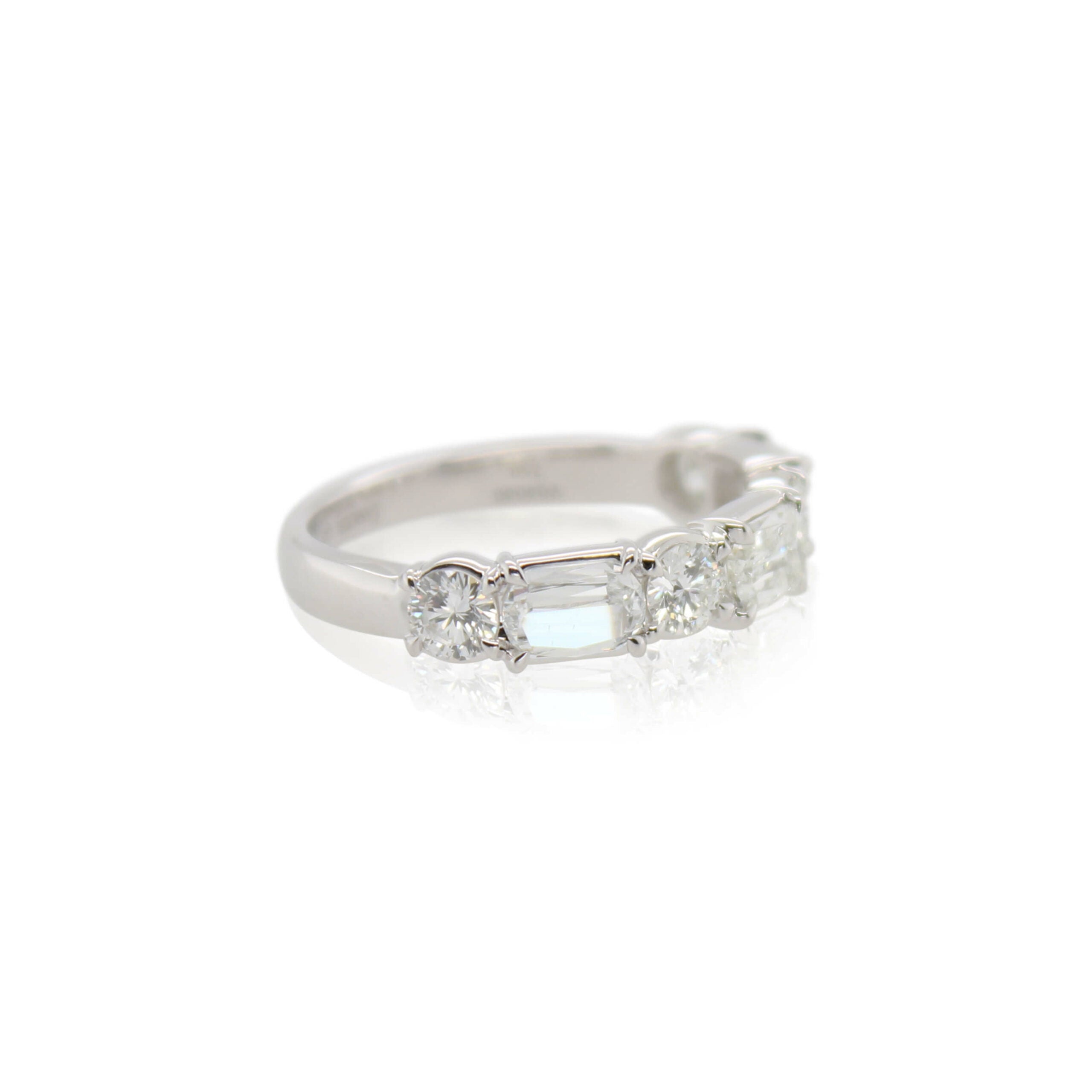 Crisscut Diamond Band
