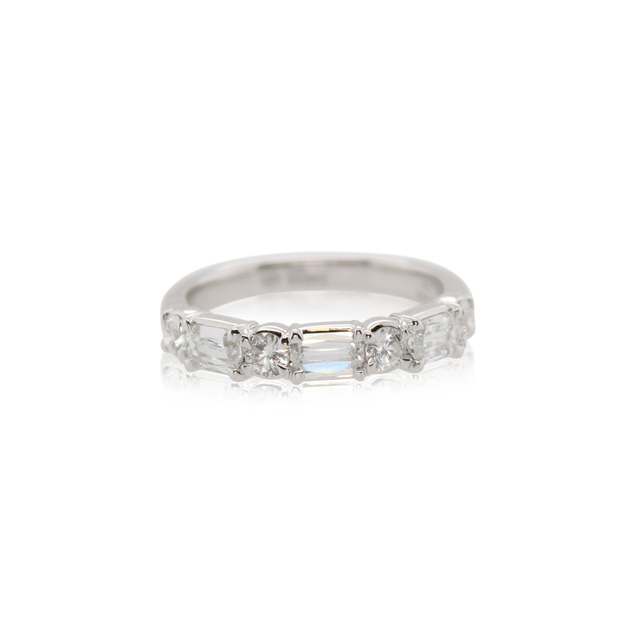 Crisscut Diamond Band