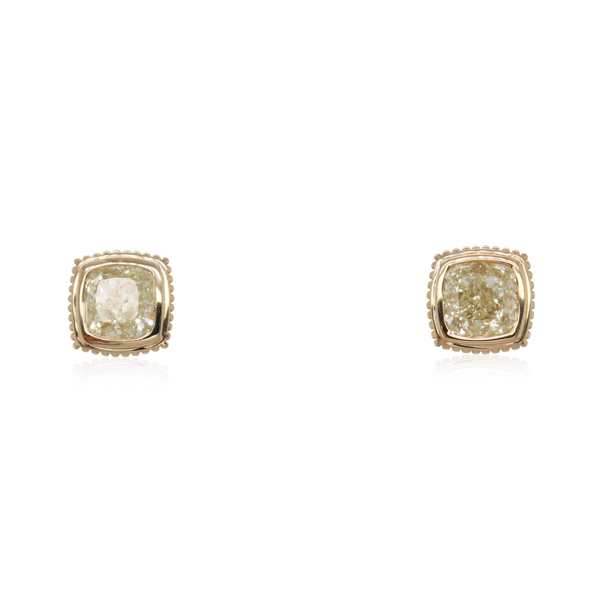 Diamonds of Wonder 2.02ct Total Weight Cushion Cut Diamond Stud Earrings