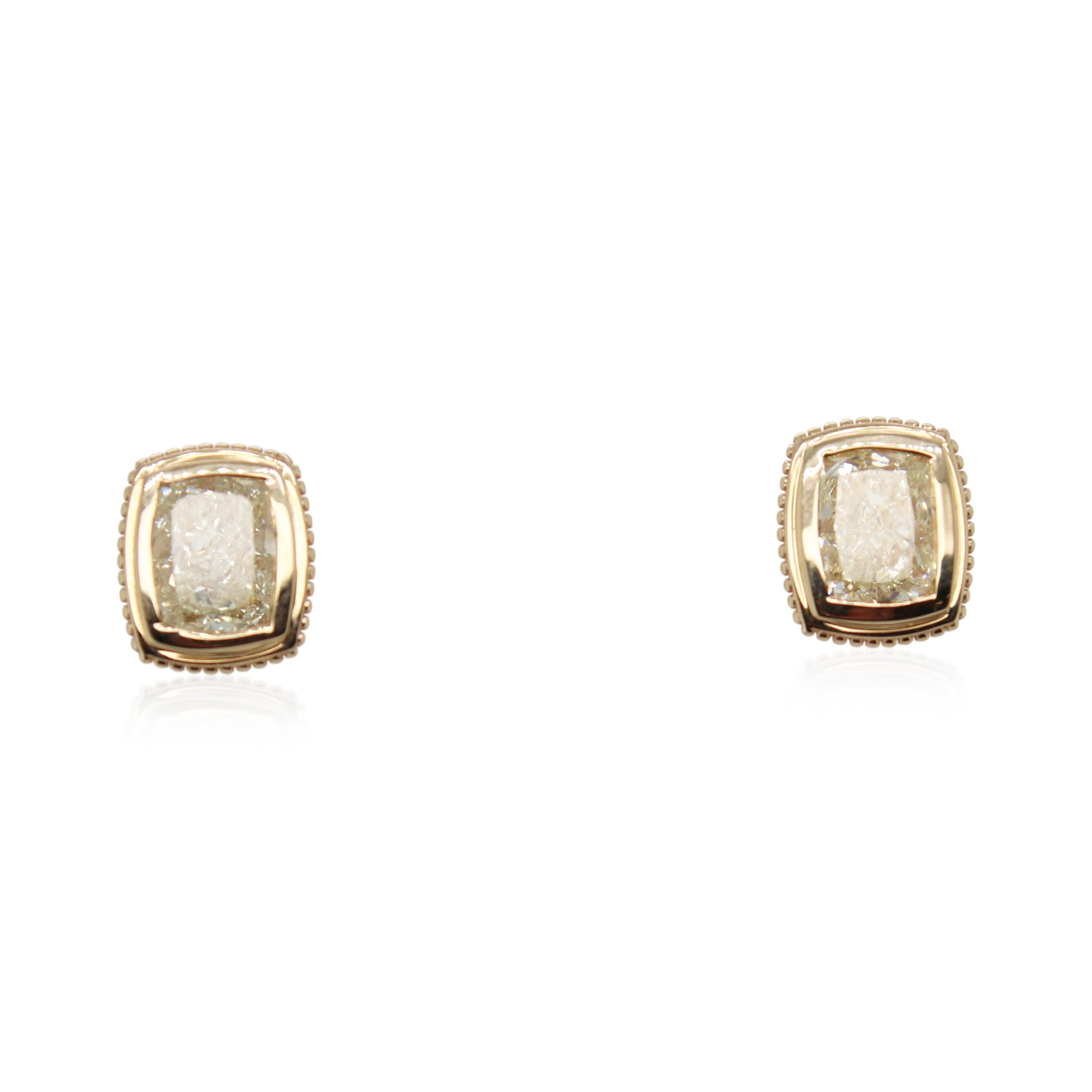Diamonds of Wonder 2.03ct Total Weight Cushion Cut Diamond Stud Earrings