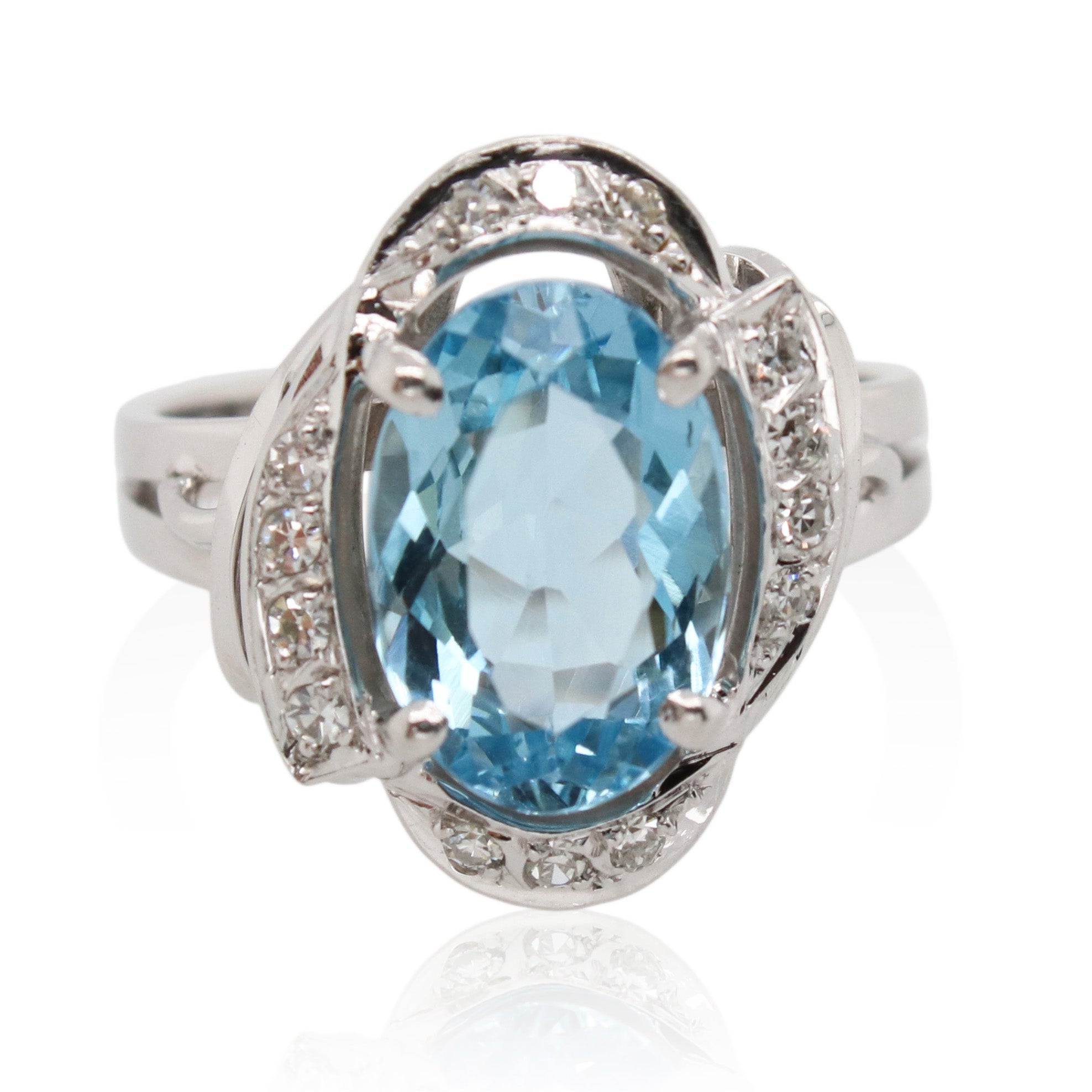 2.50ct Aquamarine and Halo Diamond Ring