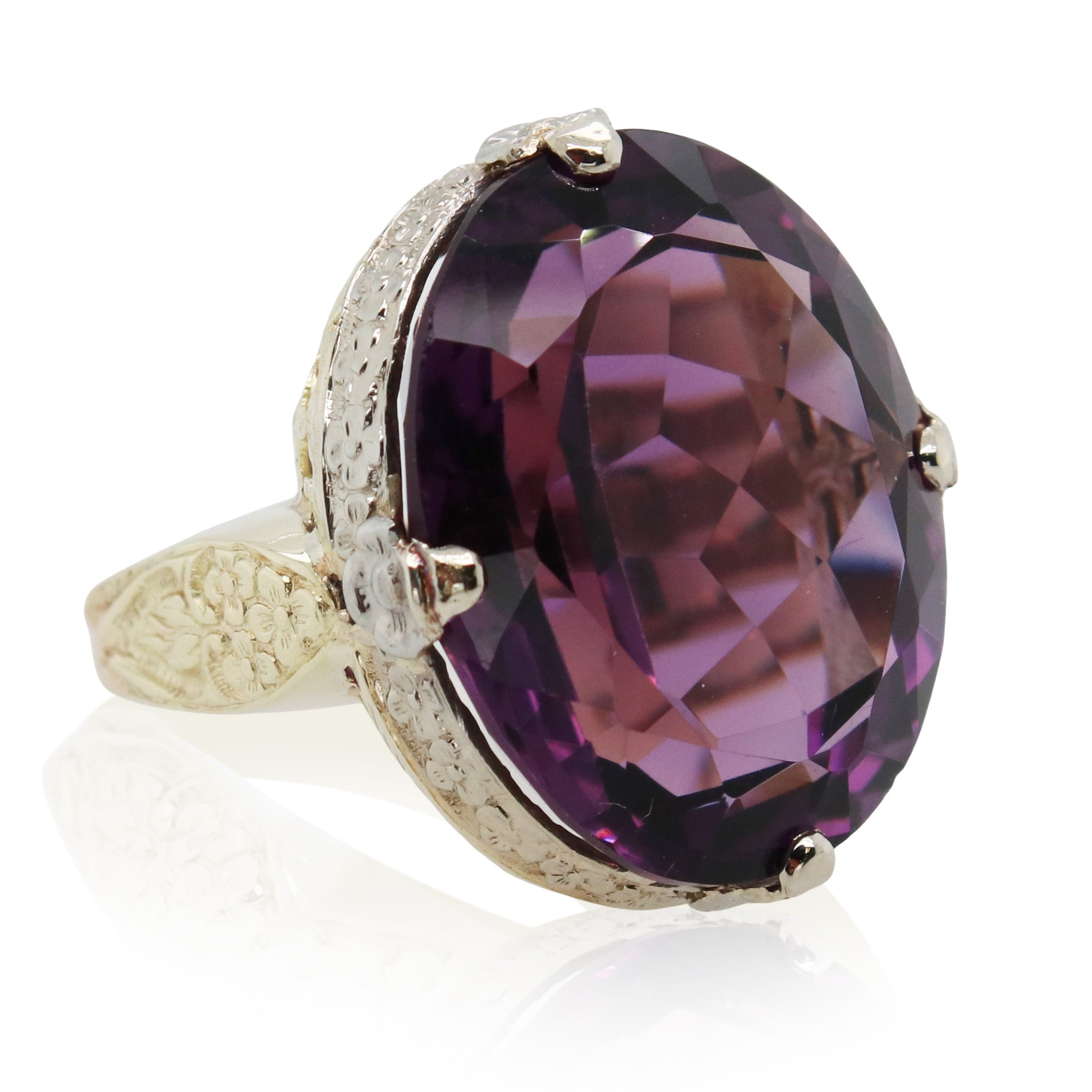 Two-Tone Oval Amethyst Ring