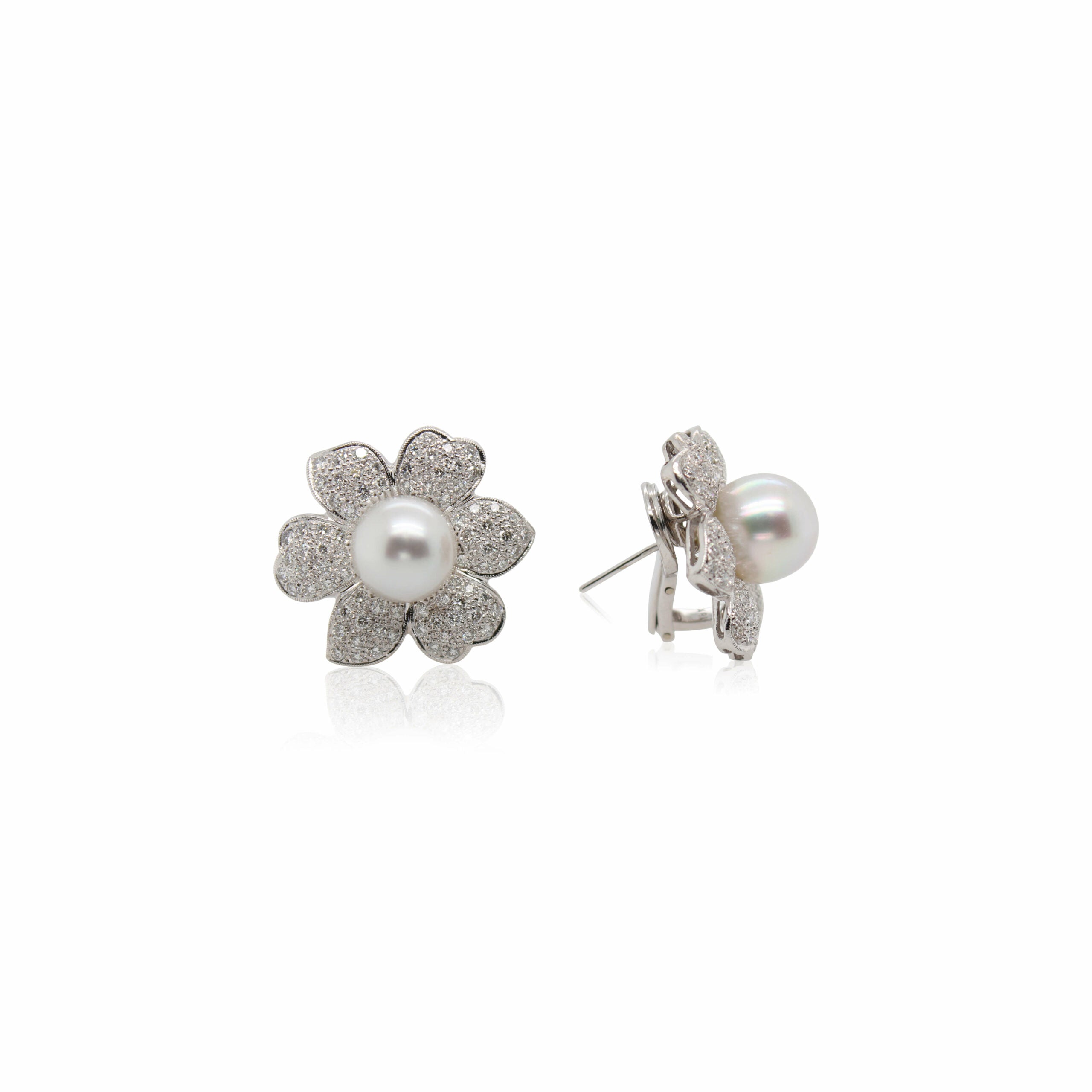 White South Sea Pearl and Diamond Flower Earrings