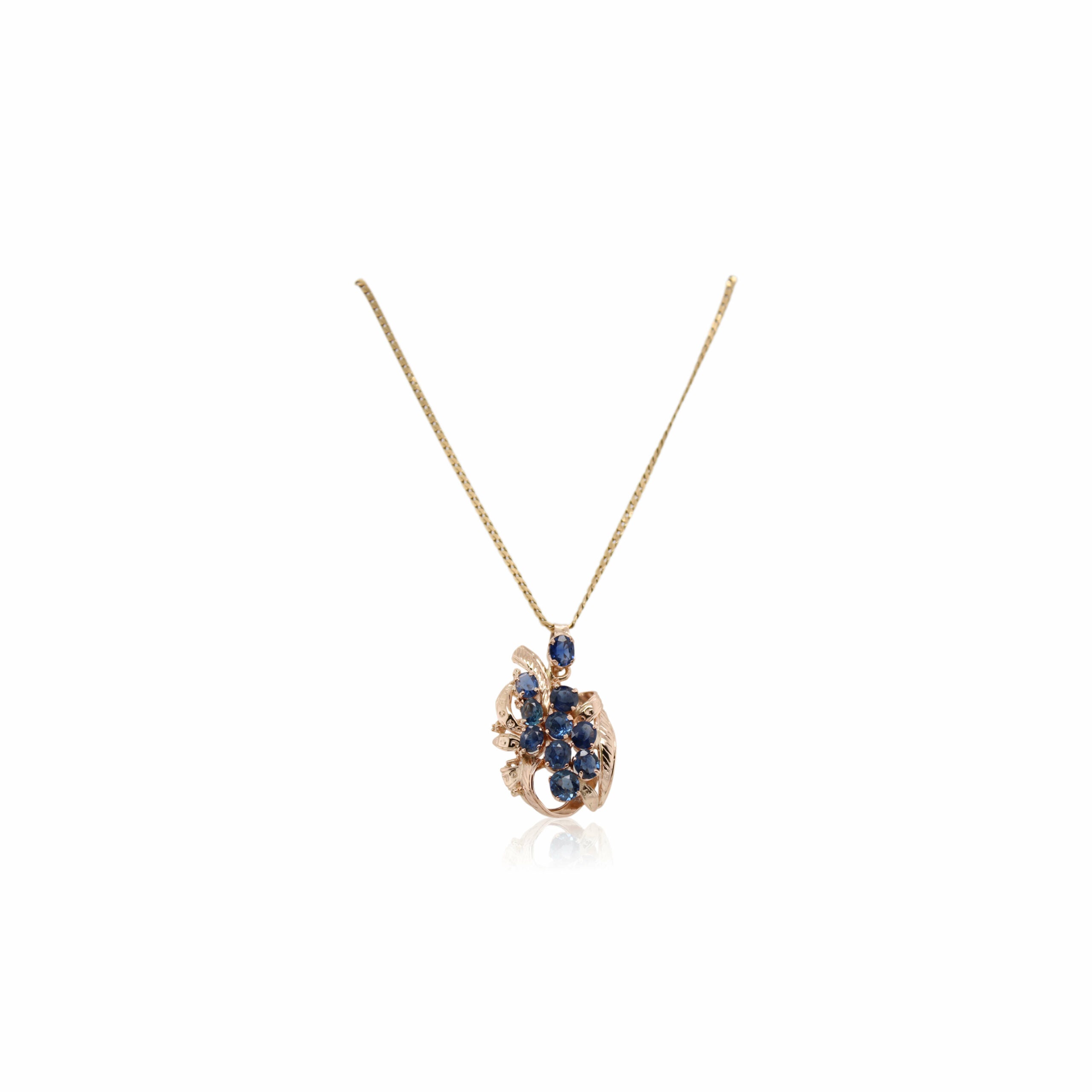 Round Sapphire Engraved Pendant