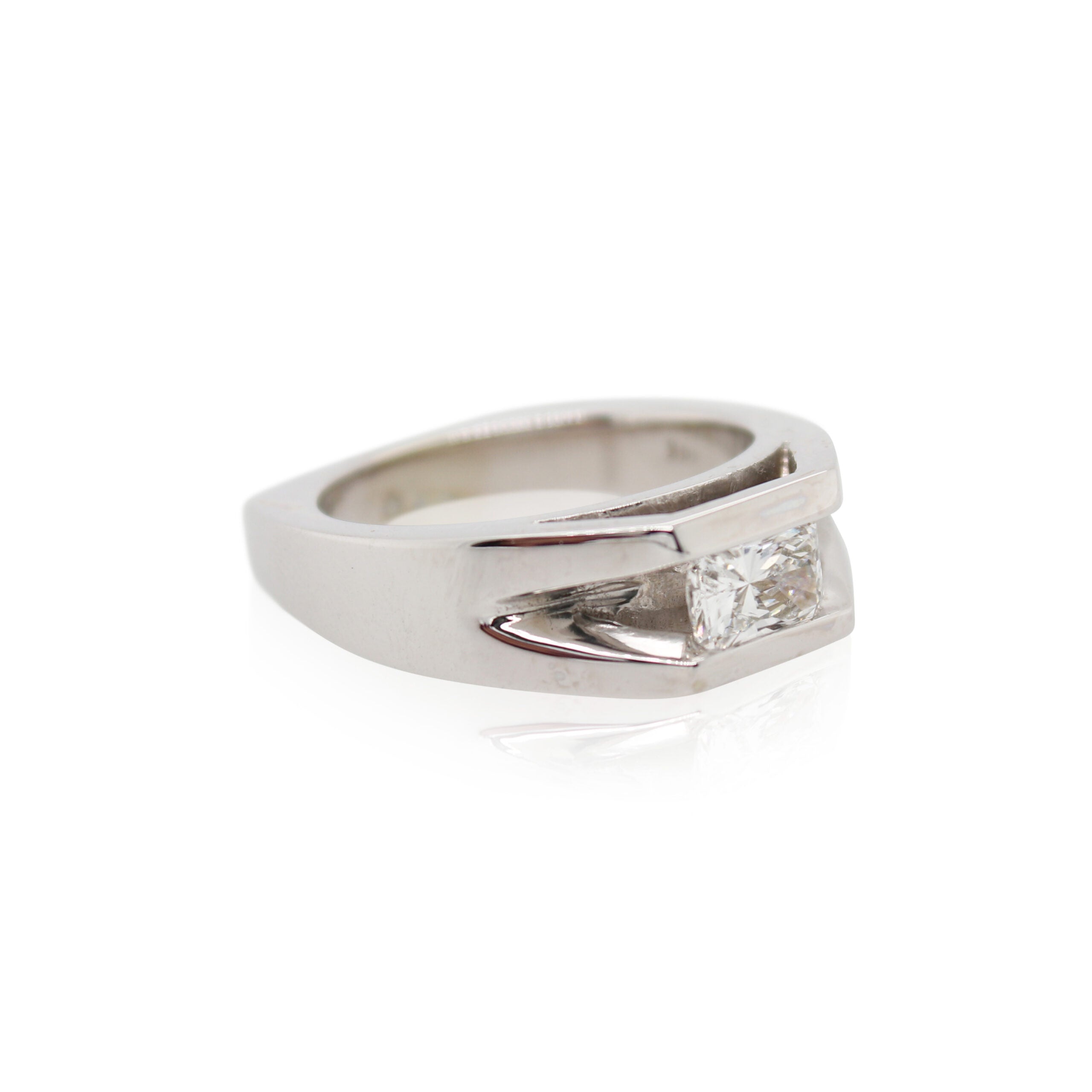Radiant Cut Diamond Split Shank Ring