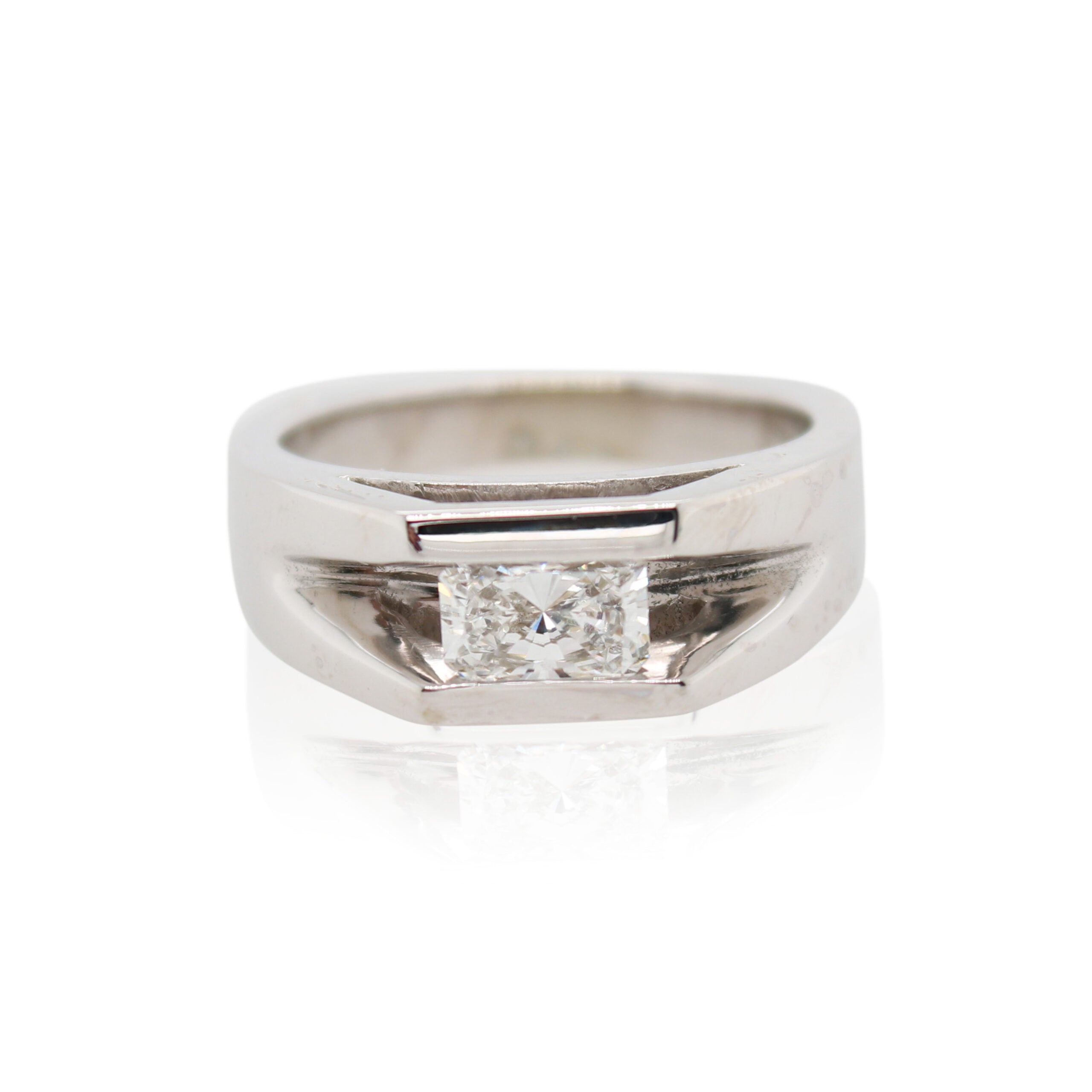 Radiant Cut Diamond Split Shank Ring