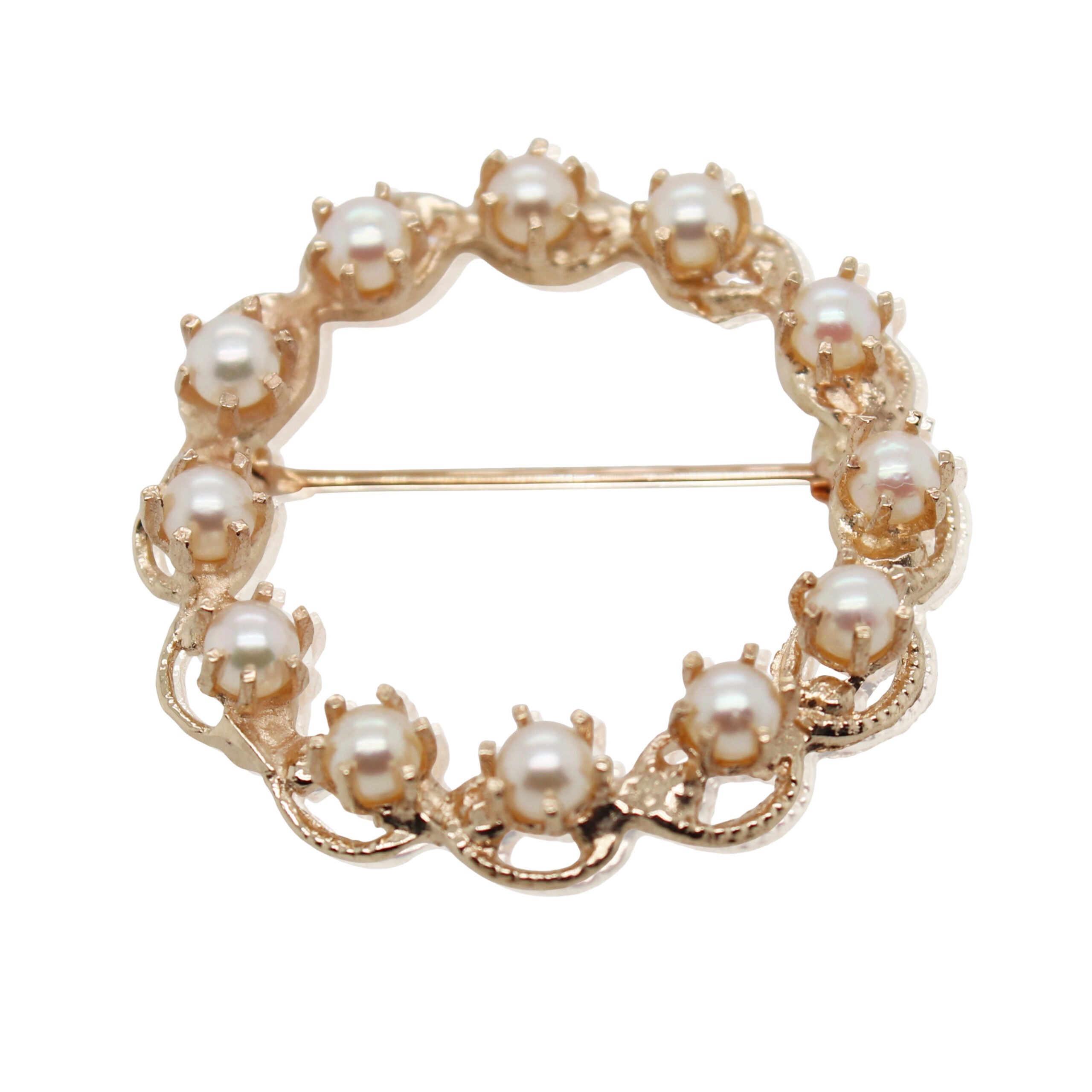 Seed Pearl Wreath Brooch
