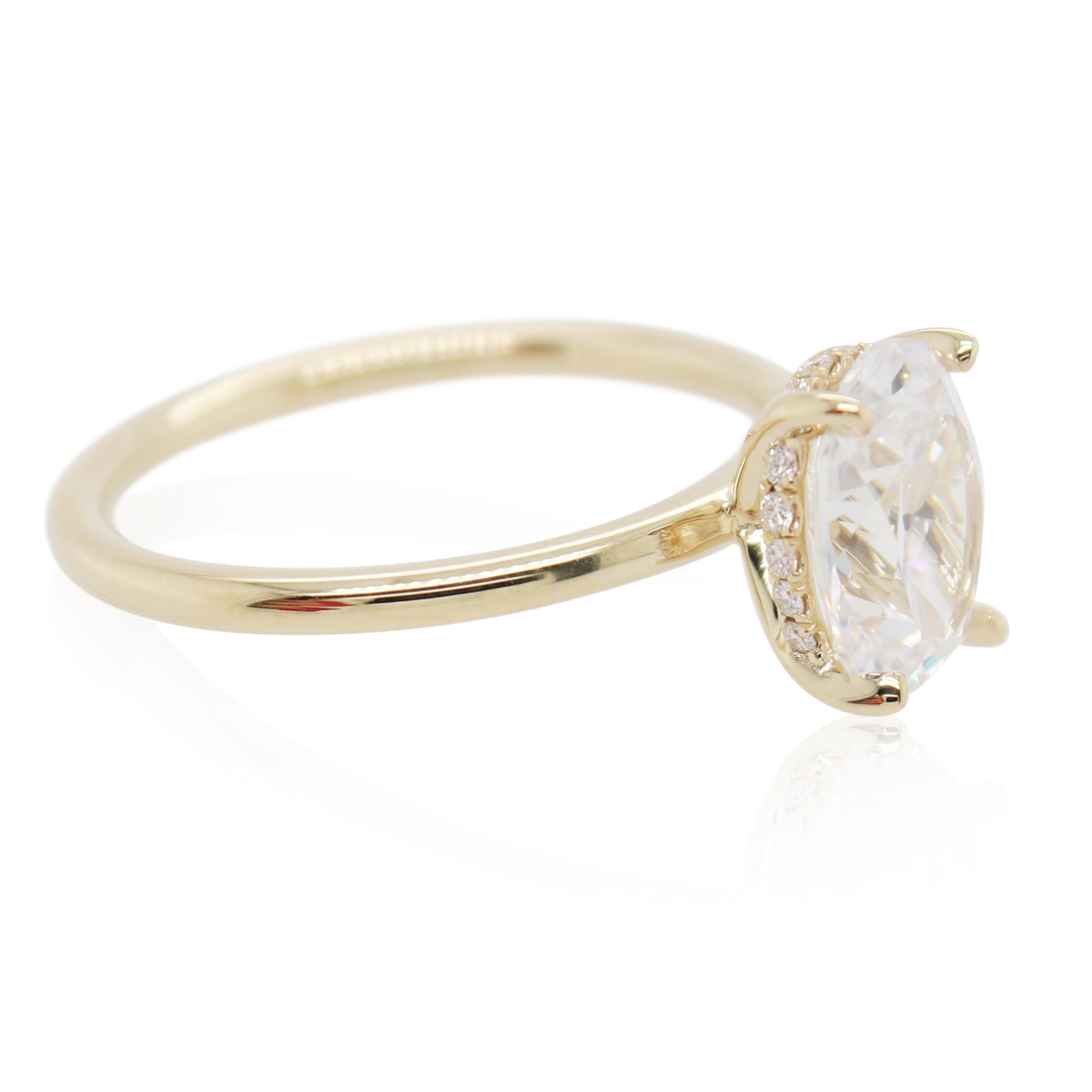 Yellow Gold 2.50ct Oval Diamond Hidden Halo Mounting