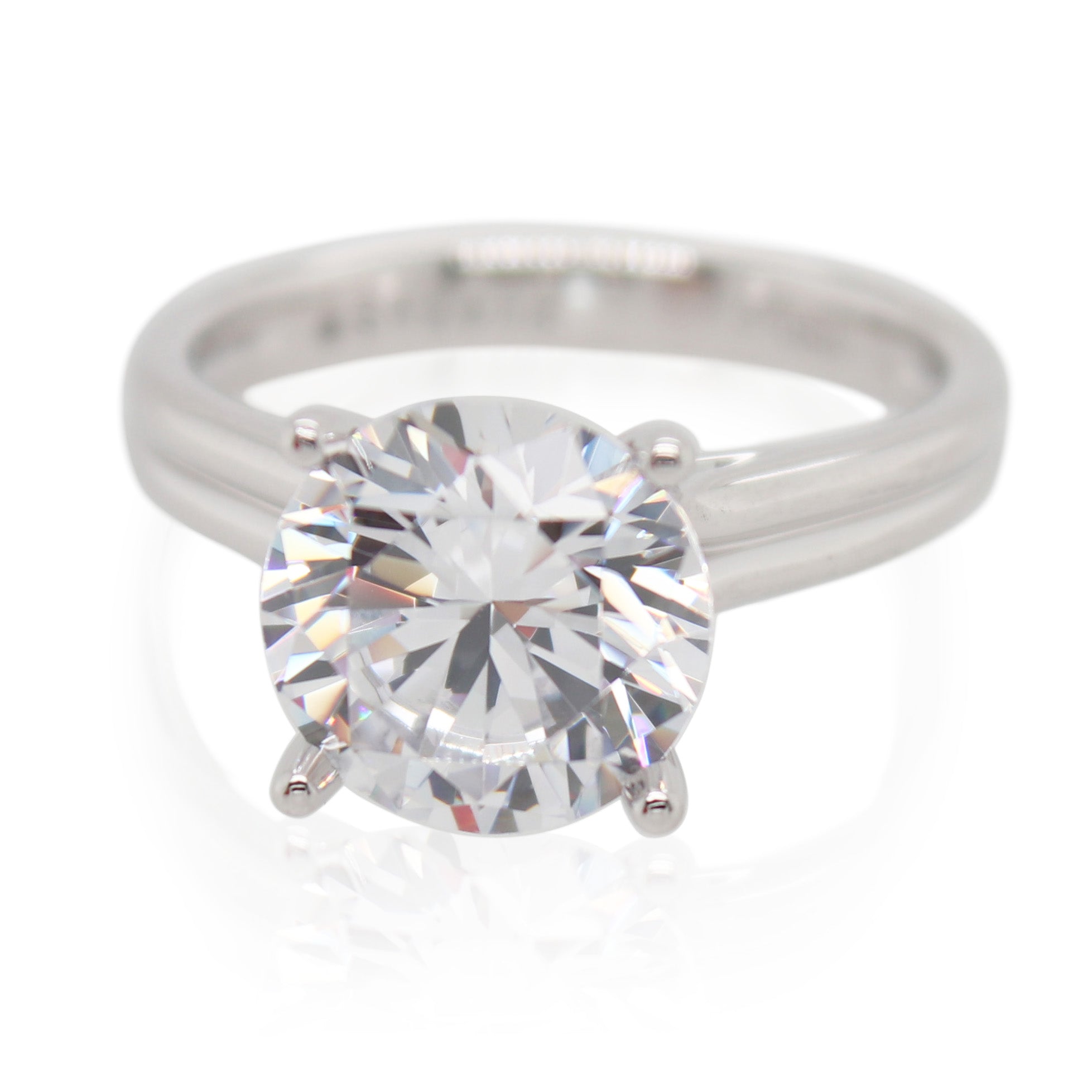 Platinum Grooved Solitaire Engagement Mounting