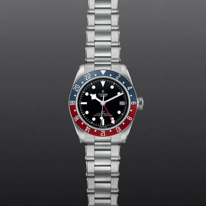 BLACK BAY GMT