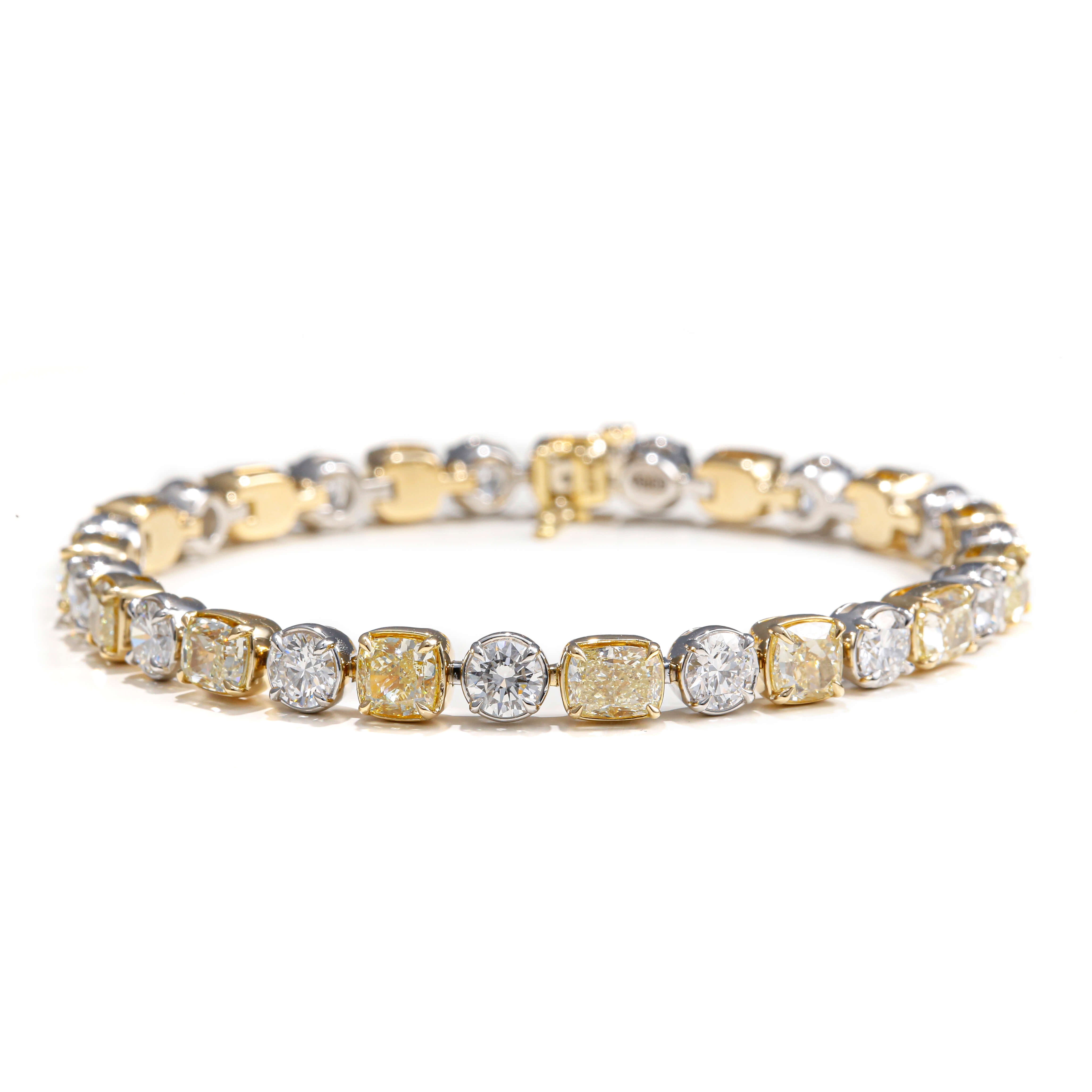 Diamonds of Wonder Round and Cushion Cut Alternating Diamond Bracelet