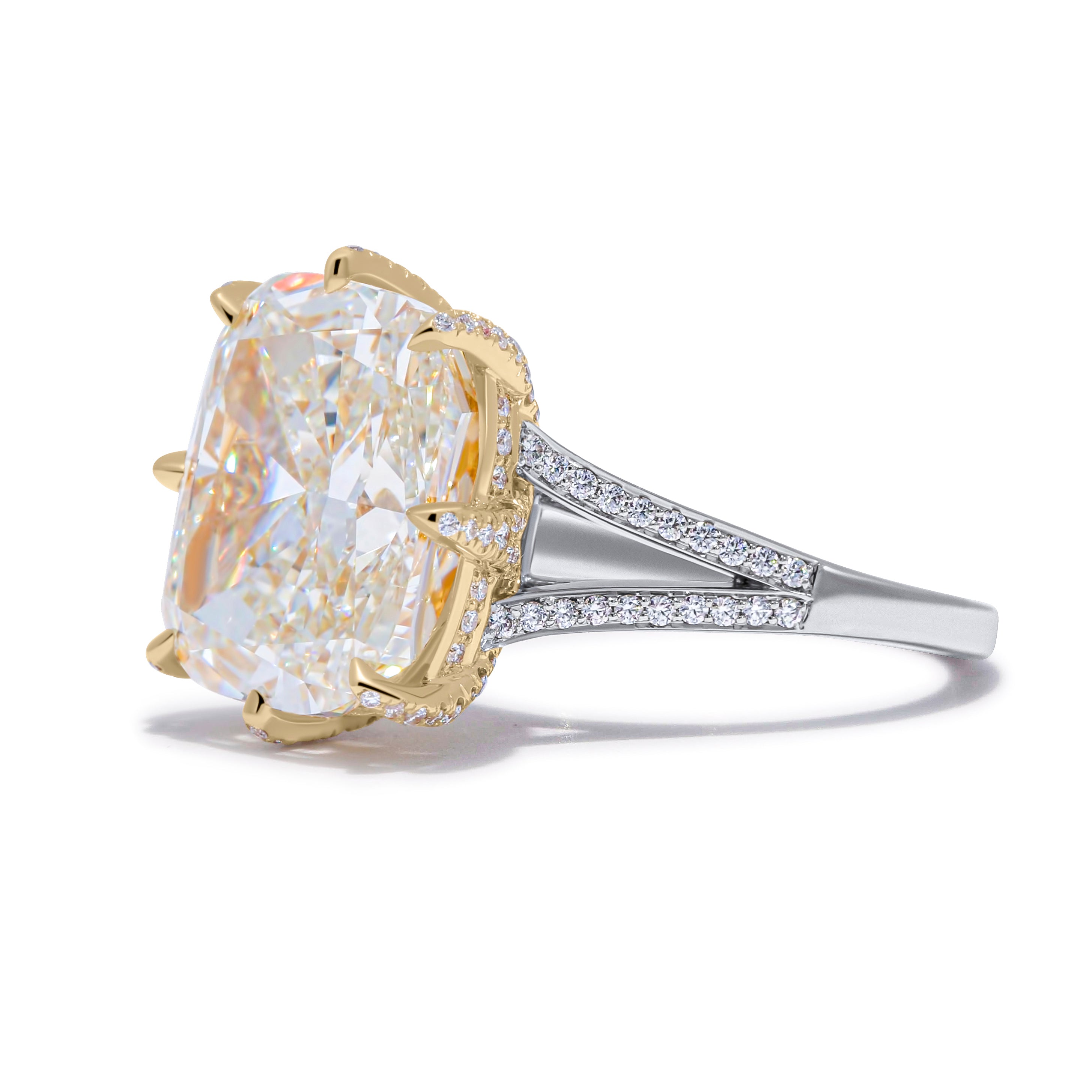 Diamonds of Wonder 8.54ct Cushion Cut Split Shank Ring