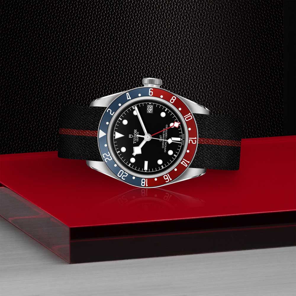 BLACK BAY GMT