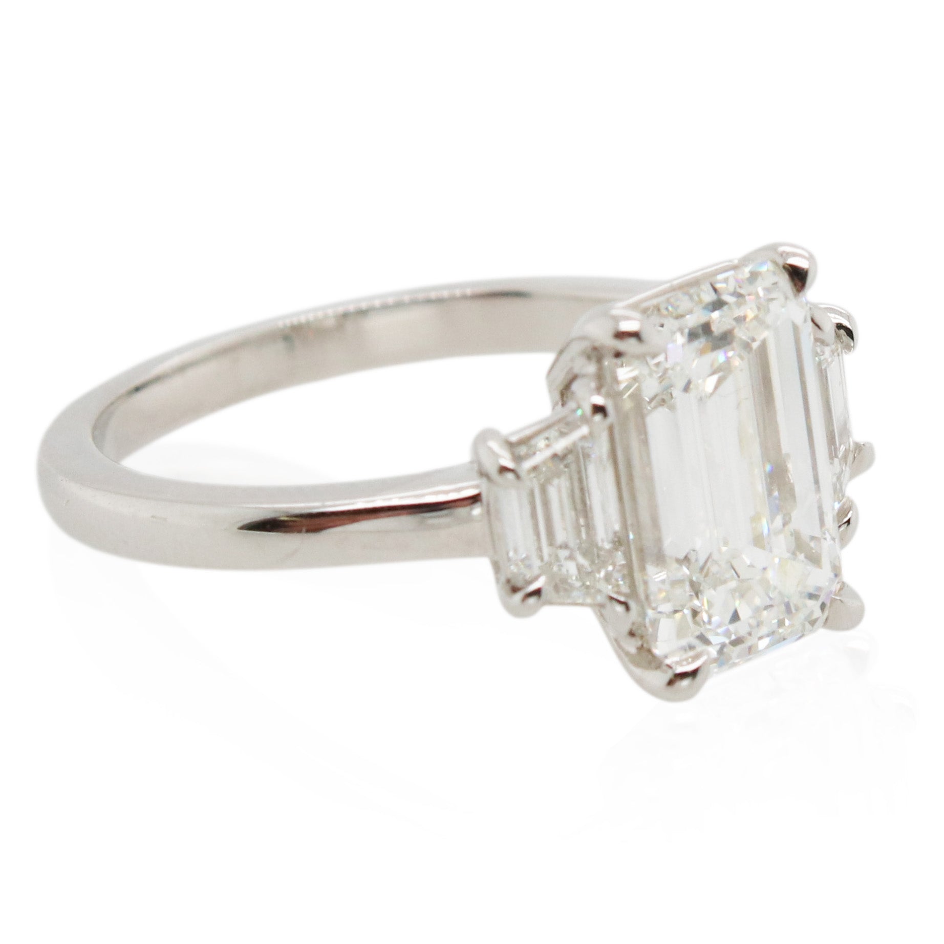 Diamonds of Wonder 3.01ct Emerald Cut Diamond 3 Stone Ring