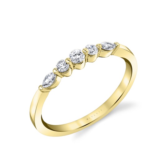 Alternating Round and Marquise Diamond Band