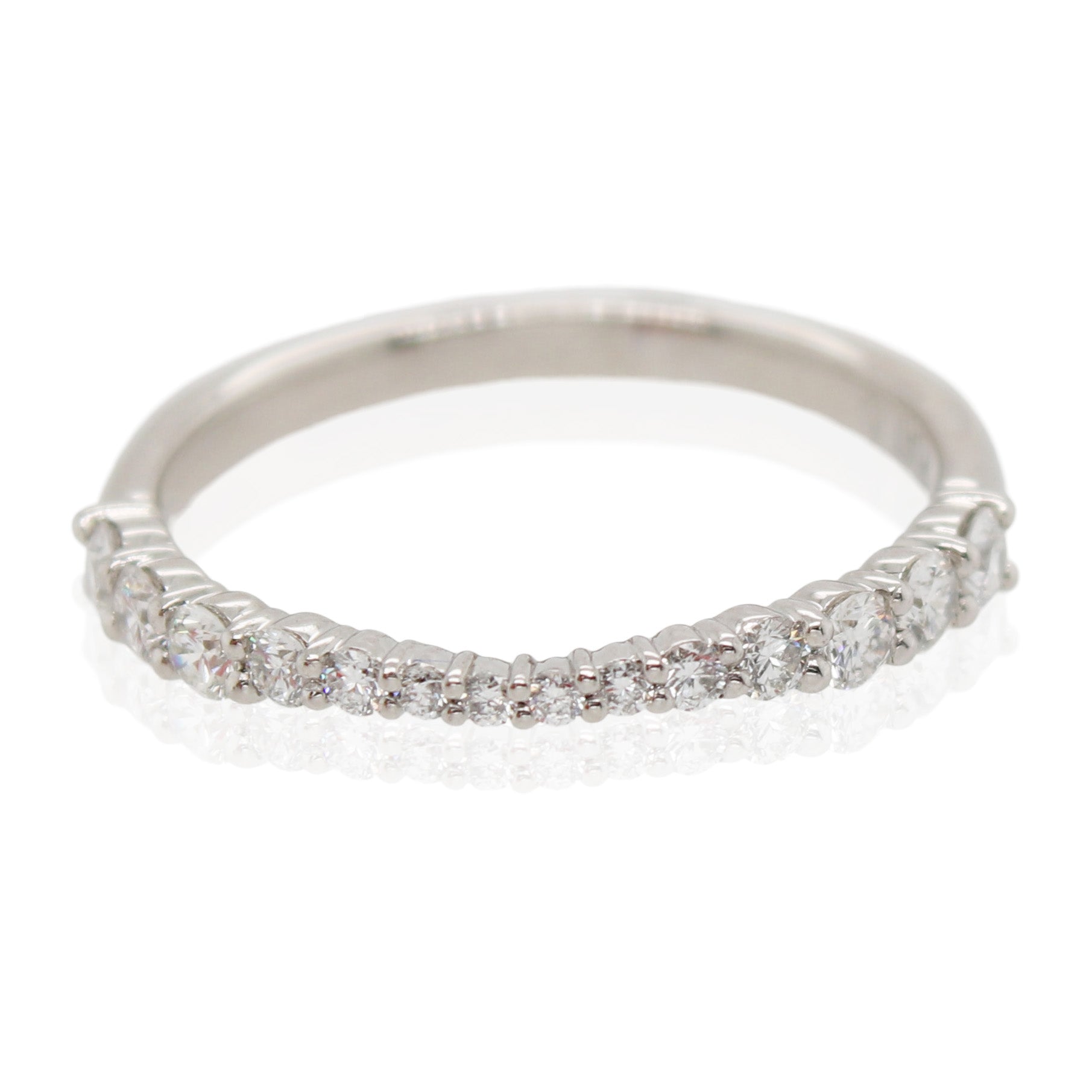 Graduated Diamond Contour Band