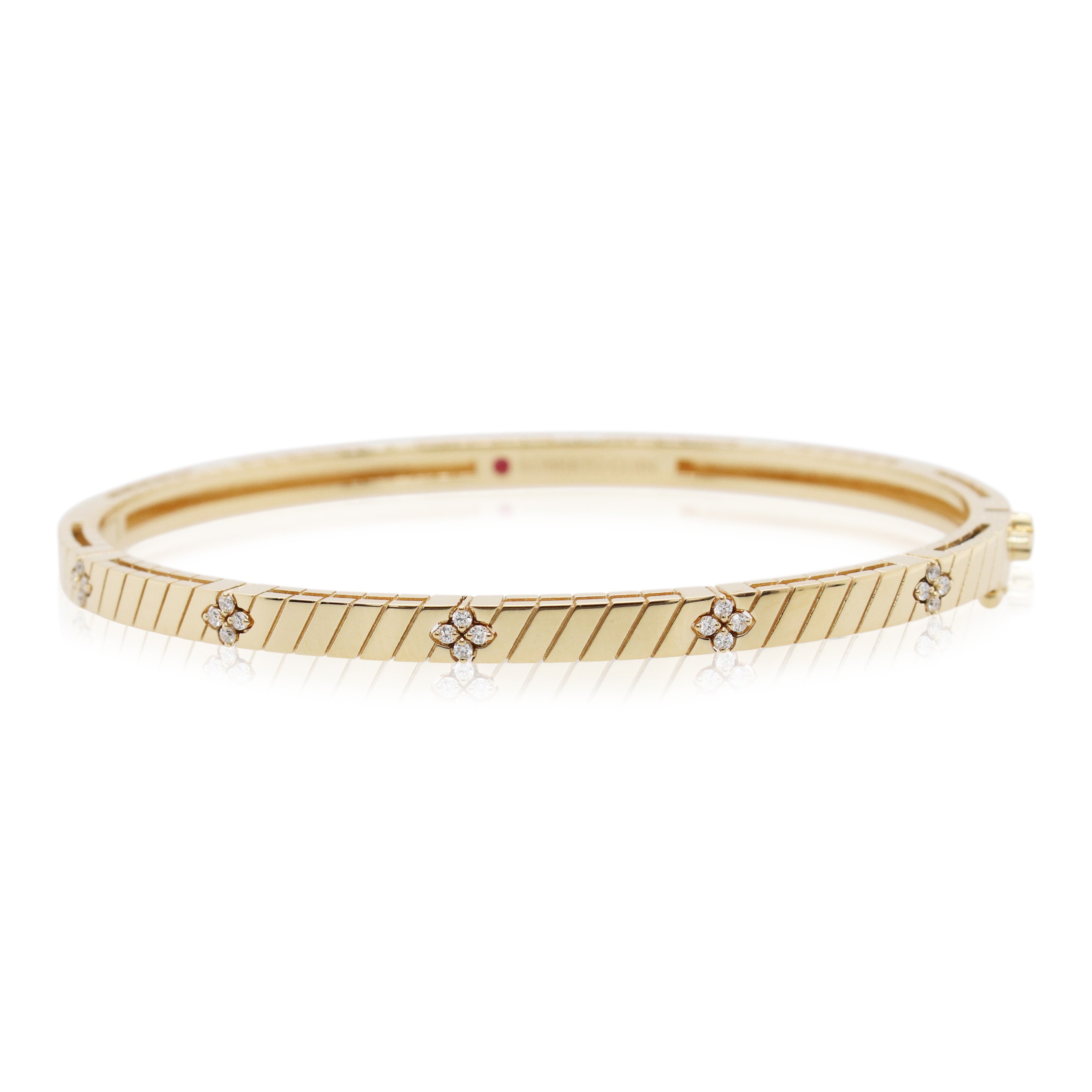 Roberto Coin Love in Verona Diamond Oval Bangle