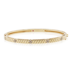 Roberto Coin Love in Verona Diamond Oval Bangle