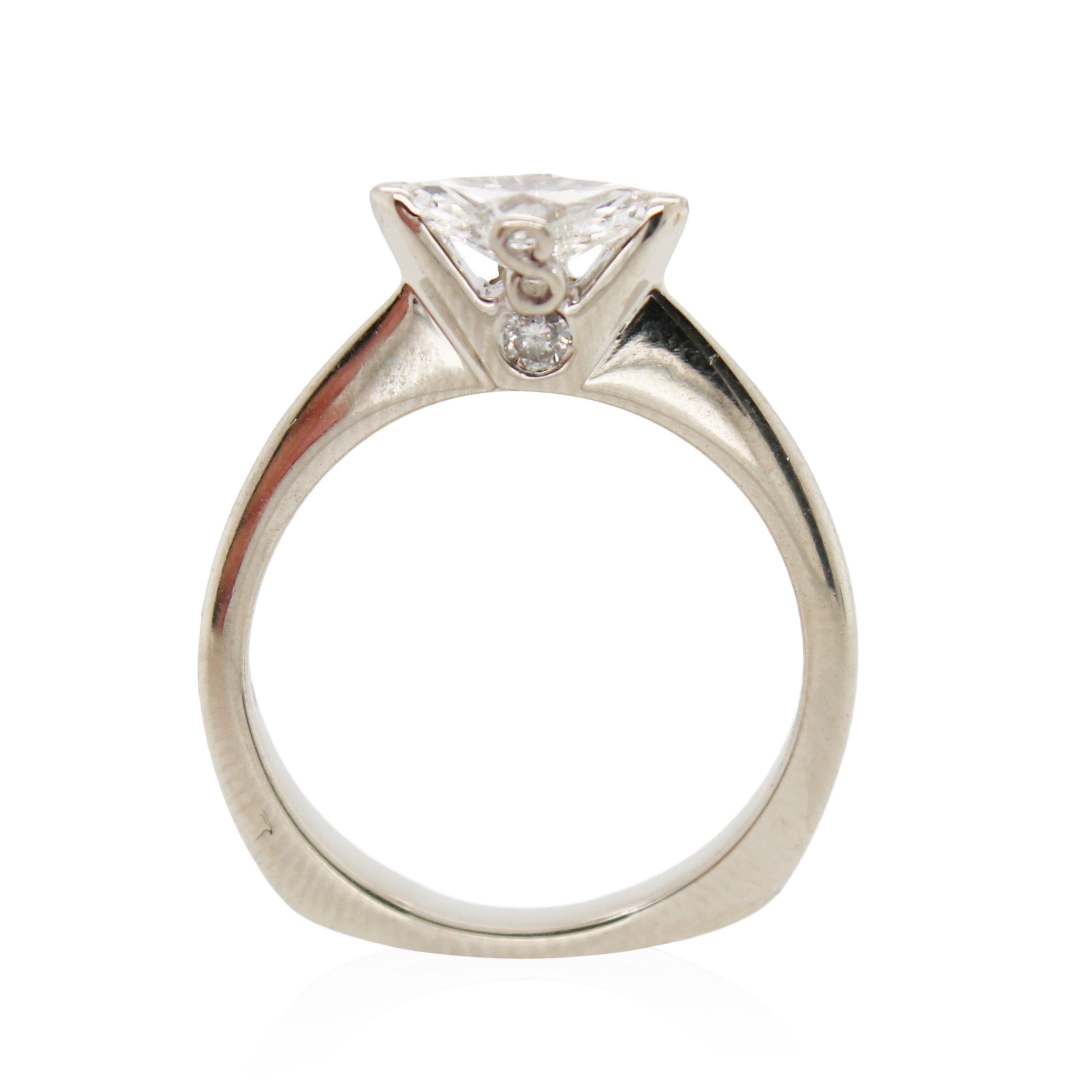 0.60ct Marquise Diamond East-West Ring