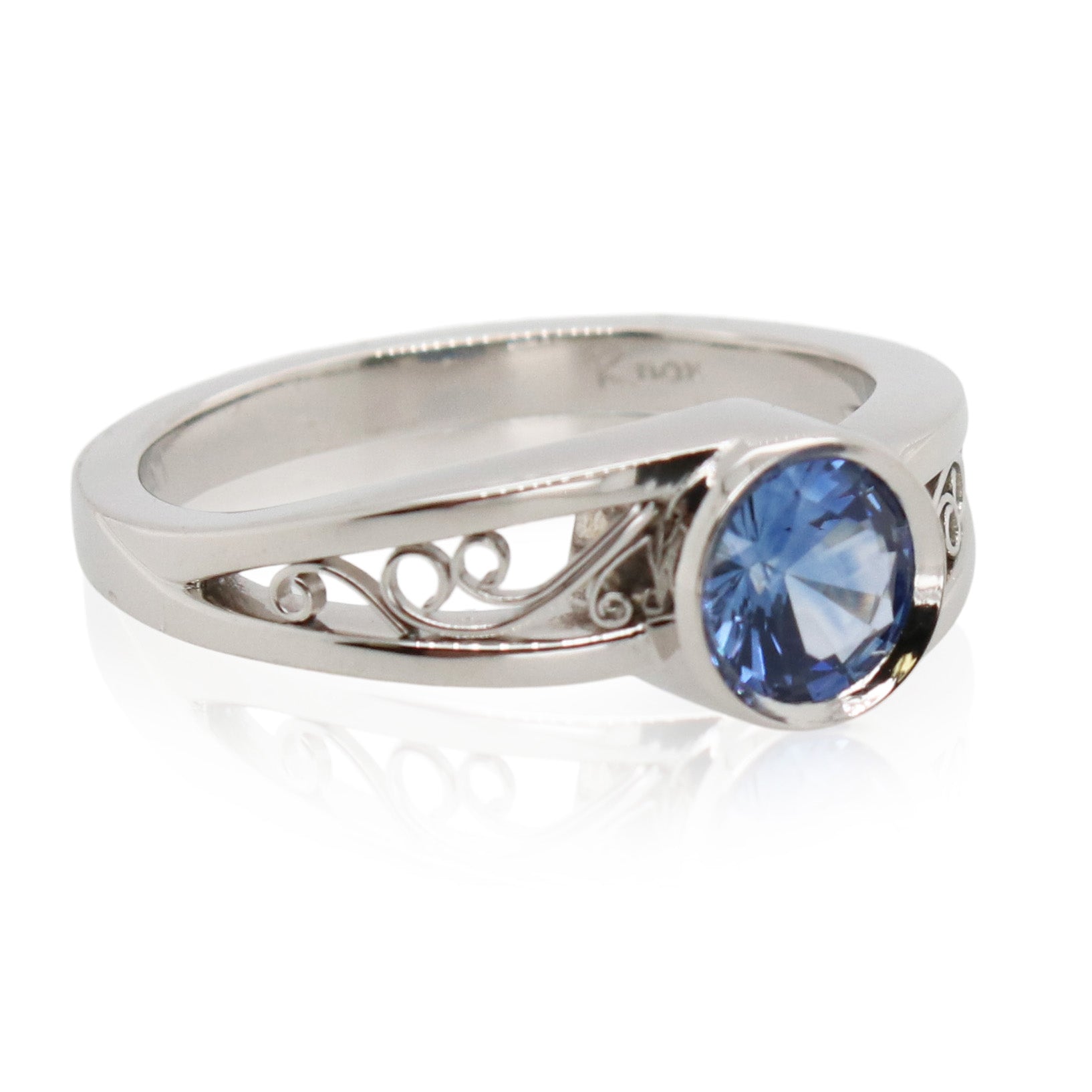 5.5mm Montana Sapphire Scroll Ring