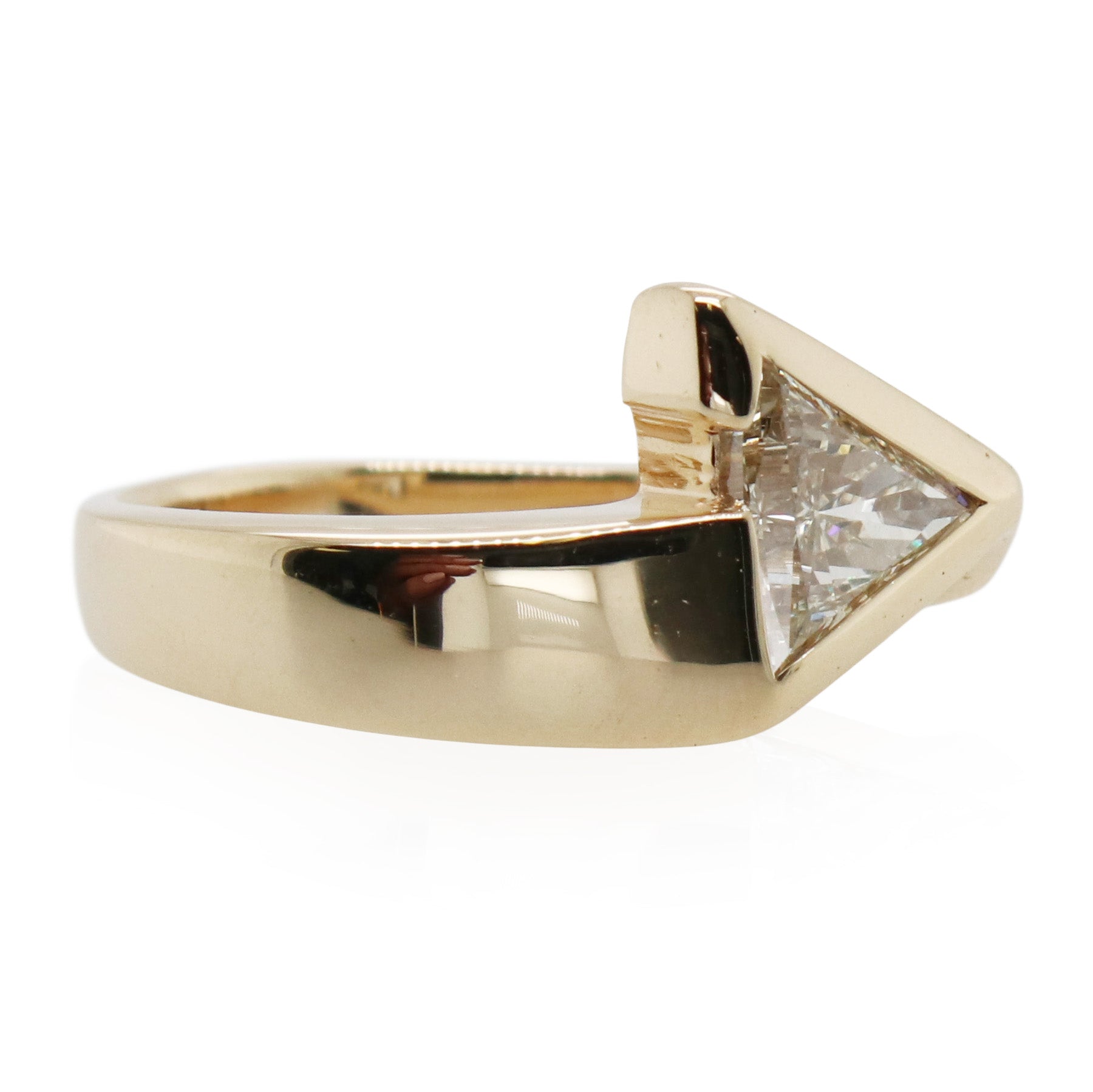Estate 1.09ct Trillion Cut Diamond Ring