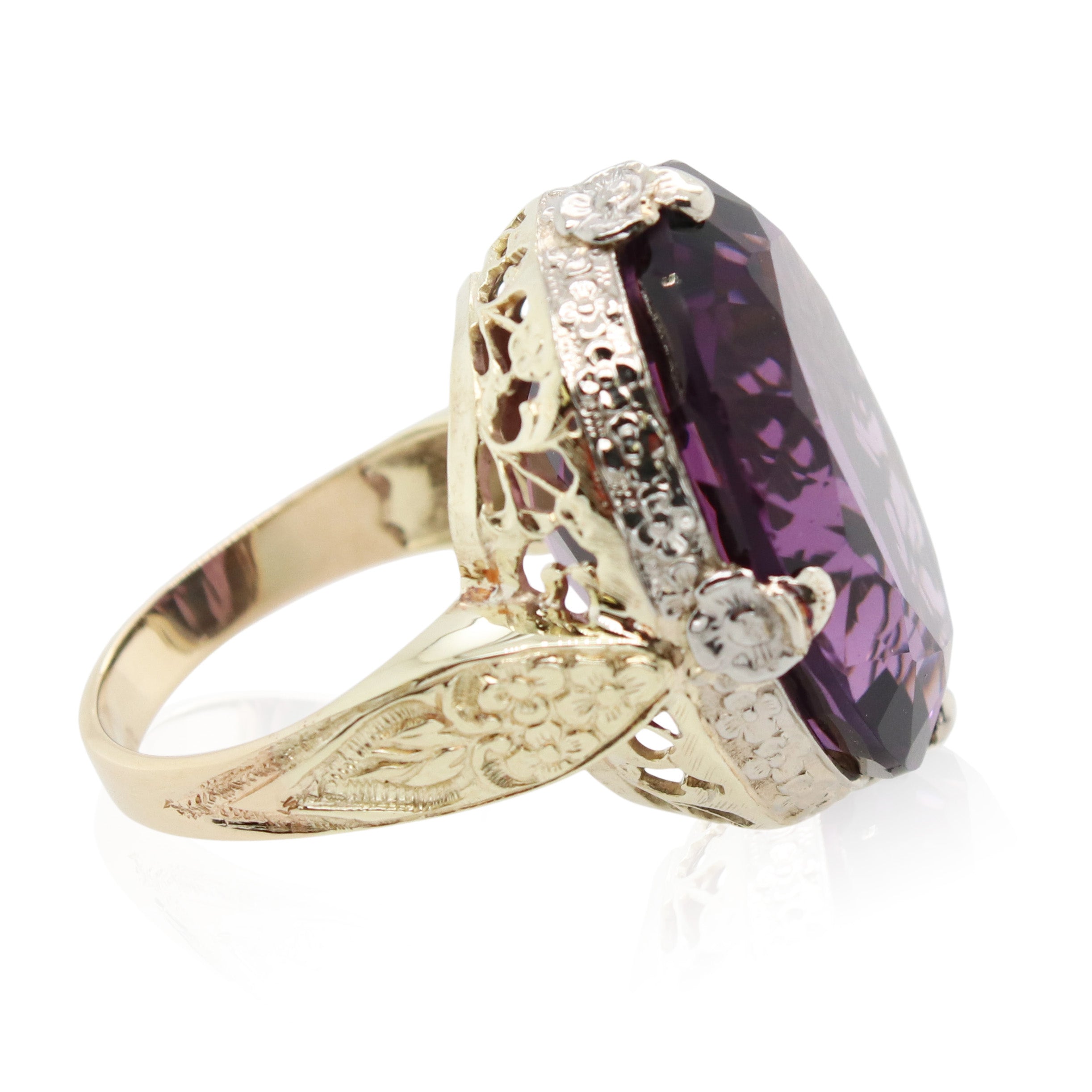 Two-Tone Oval Amethyst Ring