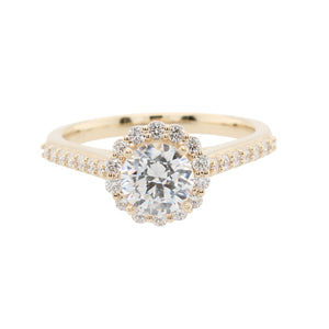 Round Halo Diamond Engagement Ring