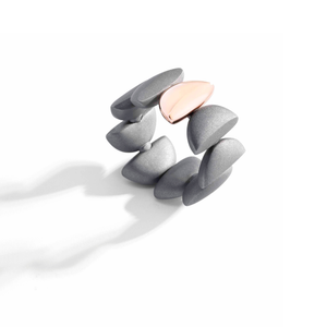 Vhernier Eclisse Collection Ring