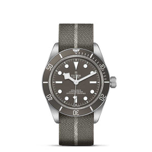 Black Bay 58 925