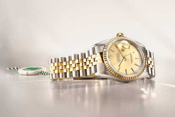 rolex crown winder macro photo
