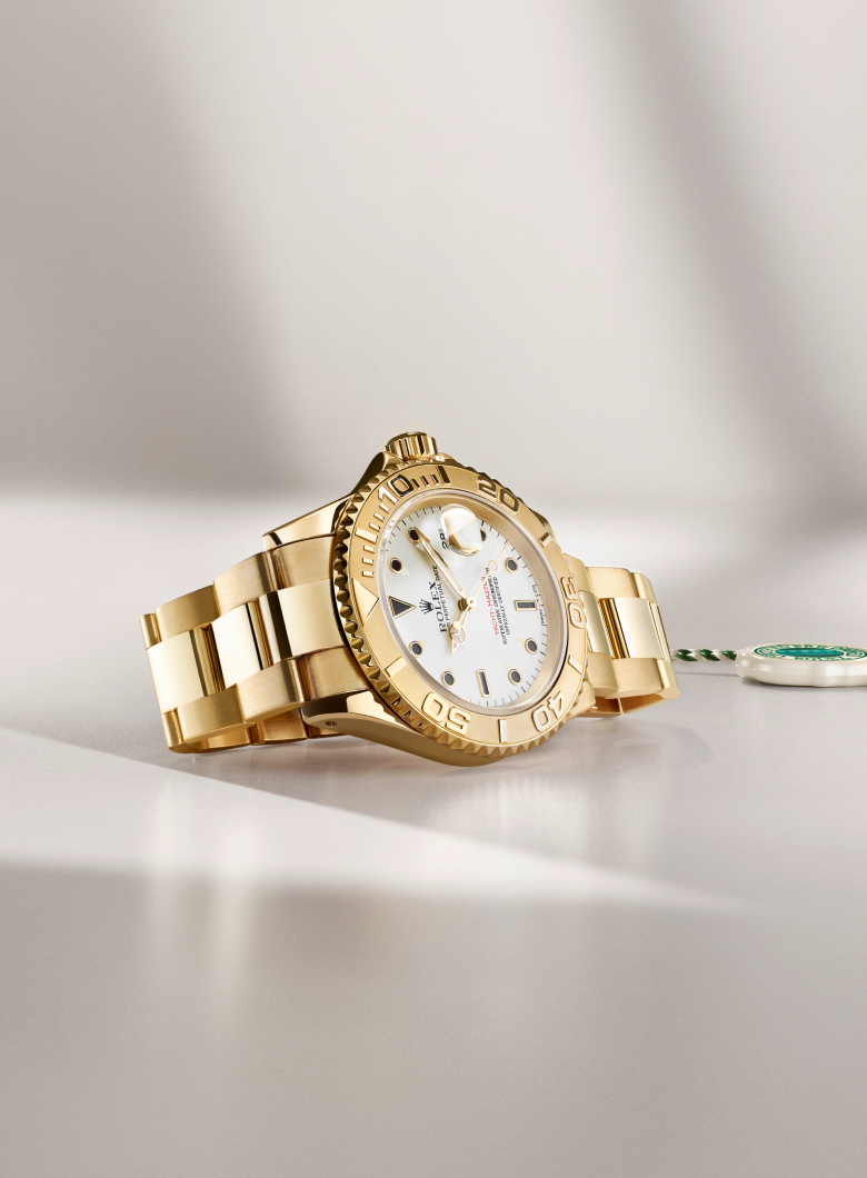 The miracle of midnight An ideal of precision at R.F. Moeller Jeweler