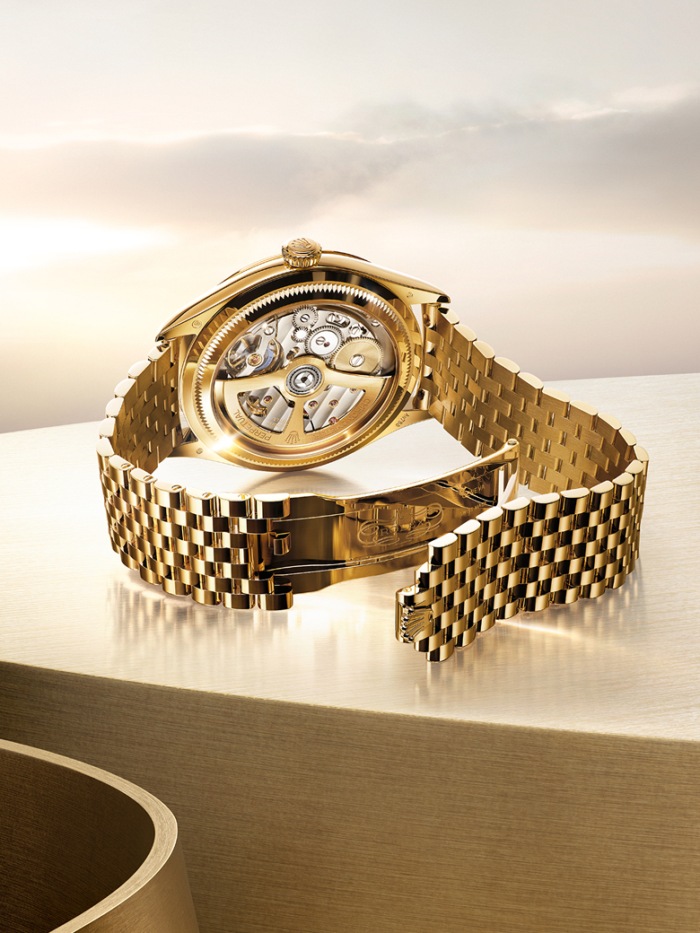 Rolex 1908 Elegance in movement
