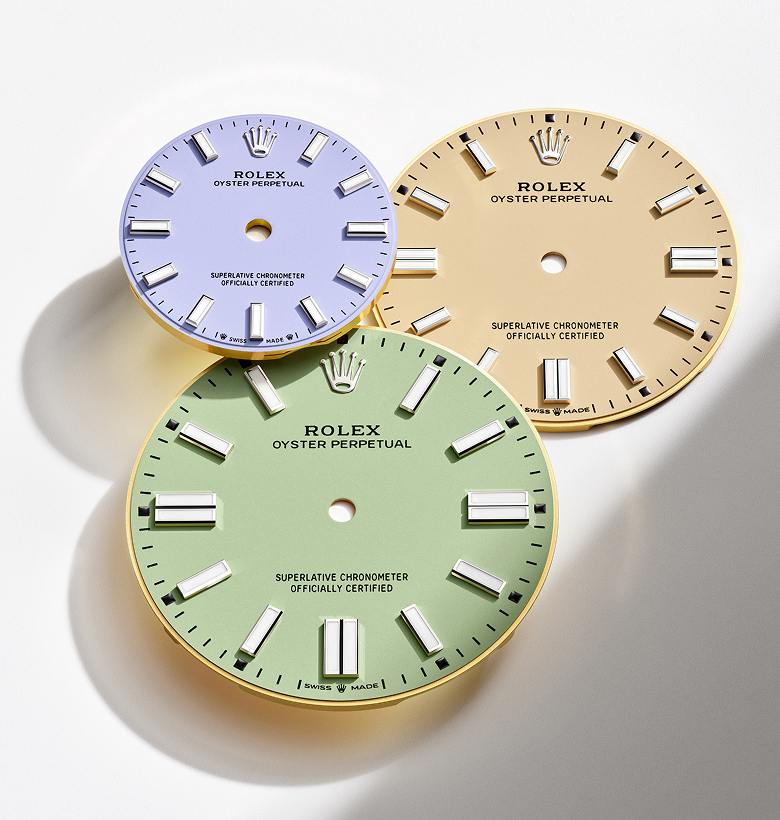 The Oyster case, symbol of waterproofness at R.F. Moeller Jeweler