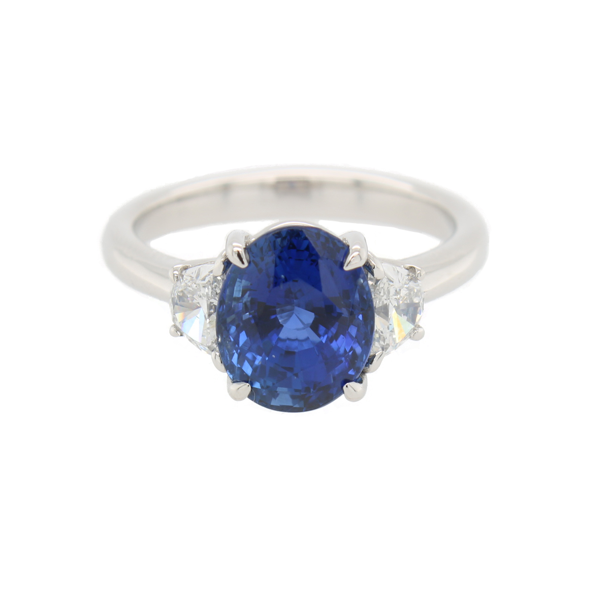 040787Oval-Sapphire-and-Diamond-Ring.jpg