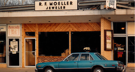 70s Highland Park Moeller storefront.