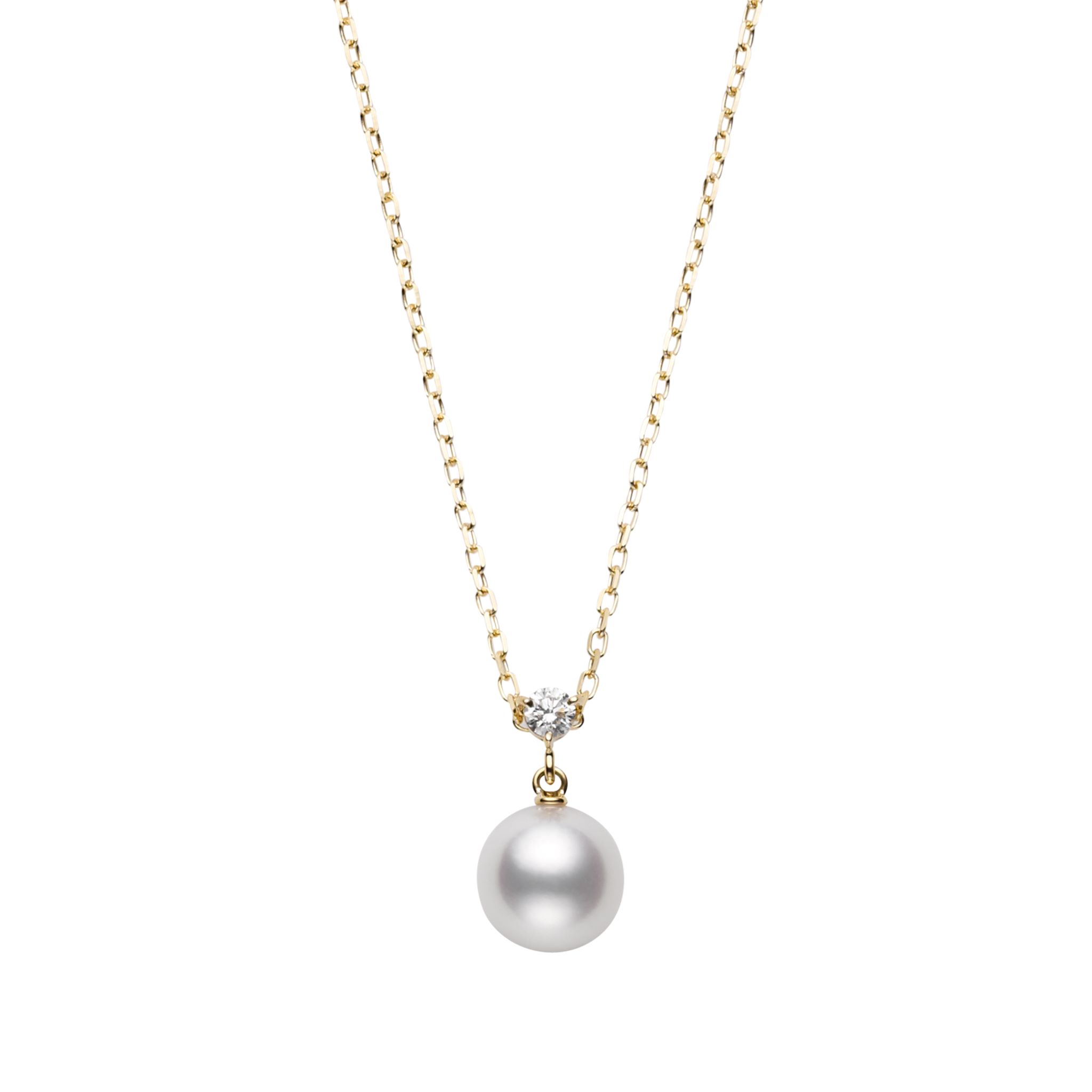 4916118.25mm Pearl and Diamond Necklace
