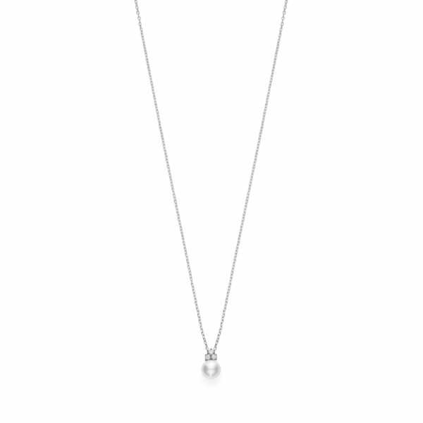 This pearl and diamond necklace by Mikimoto is crafted from 18k white gold and features a 7.75mm Akoya pearl and 0.08 total carats of diamonds.