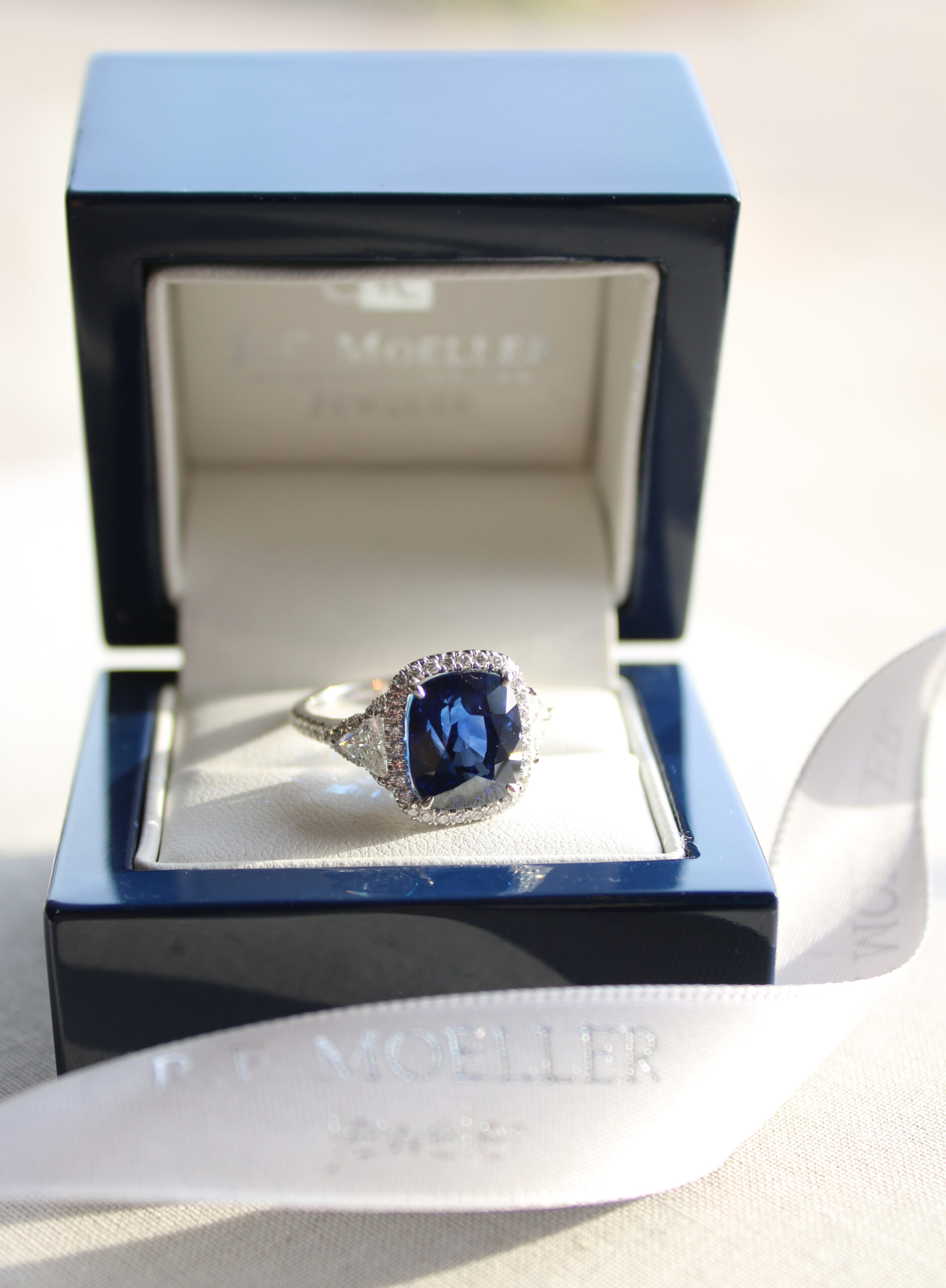 Fine Jewelry Selection | R.F. Moeller Jeweler