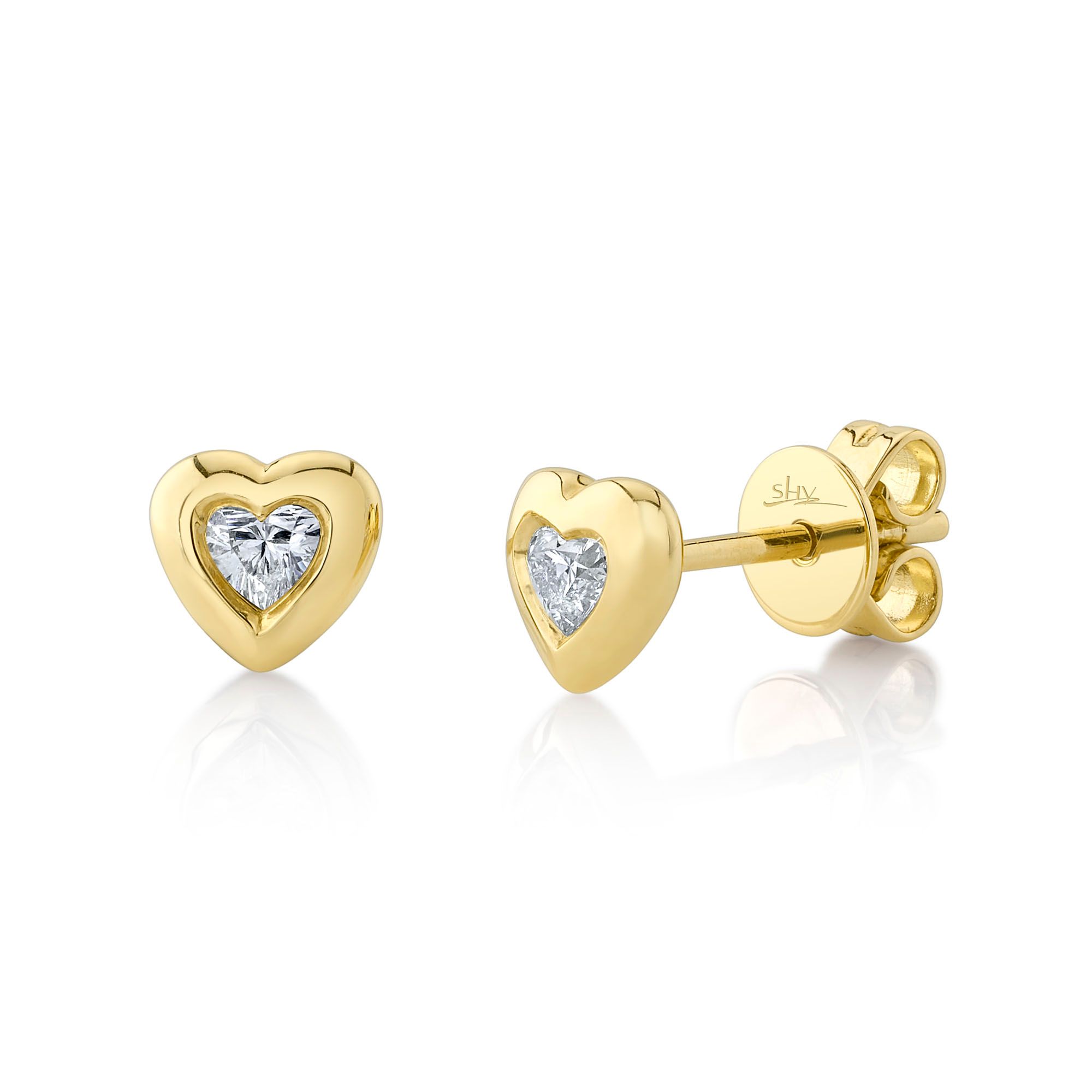 157219Diamond Heart Stud Earrings