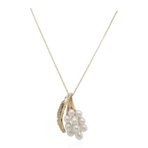 Pearl and Leaf Pendant